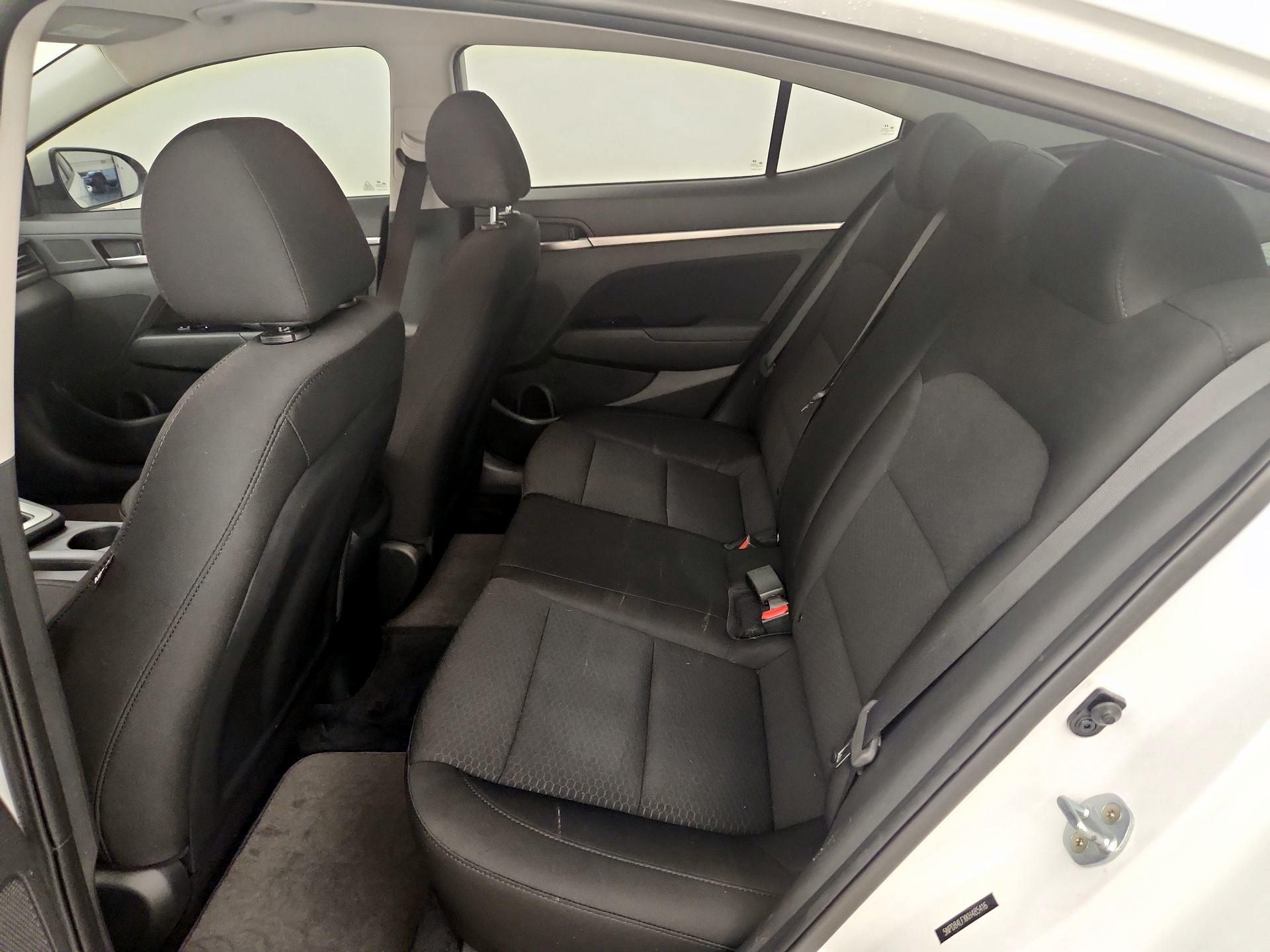 Thumbnail: 2019 Hyundai Elantra - 19