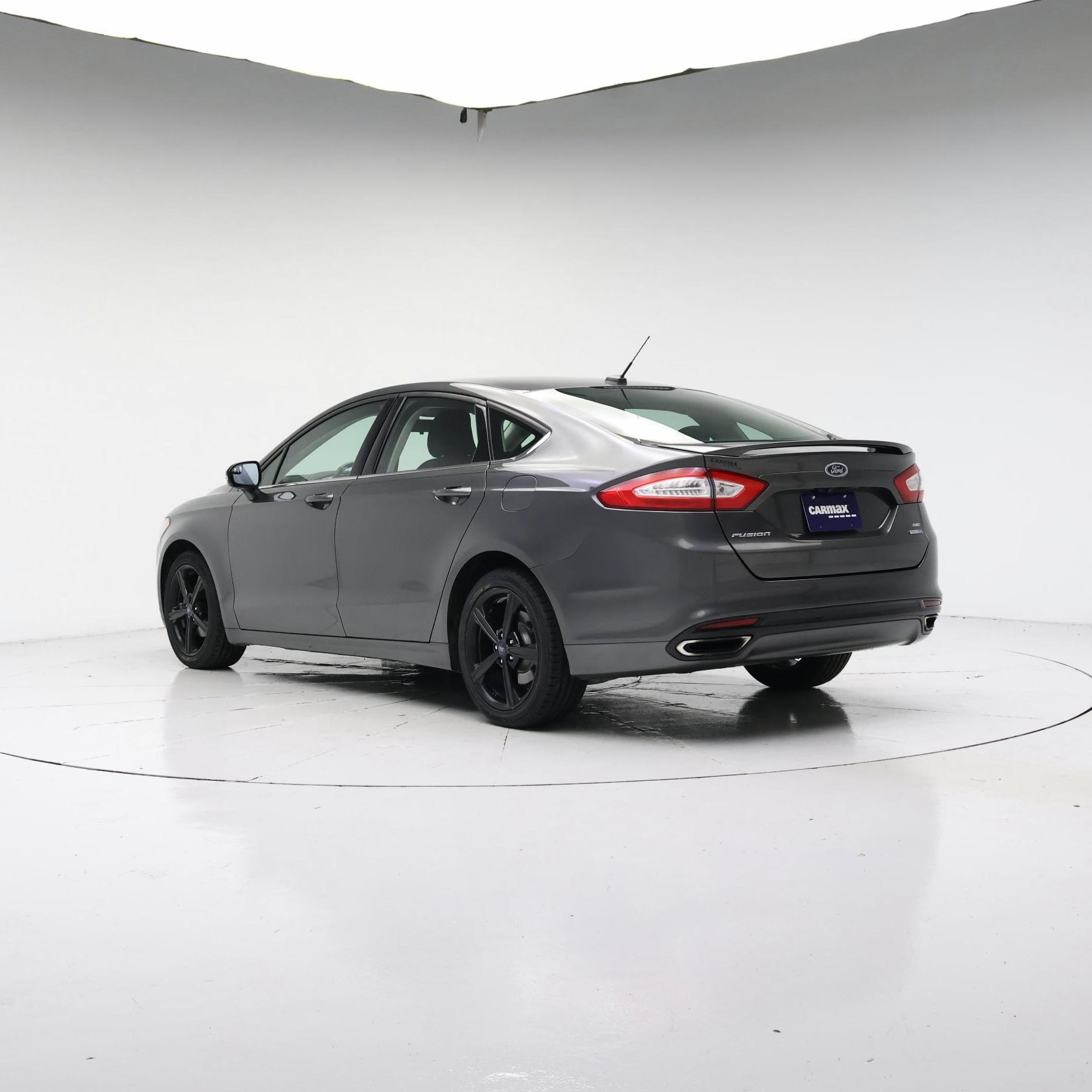 Thumbnail: 2016 Ford Fusion - 2