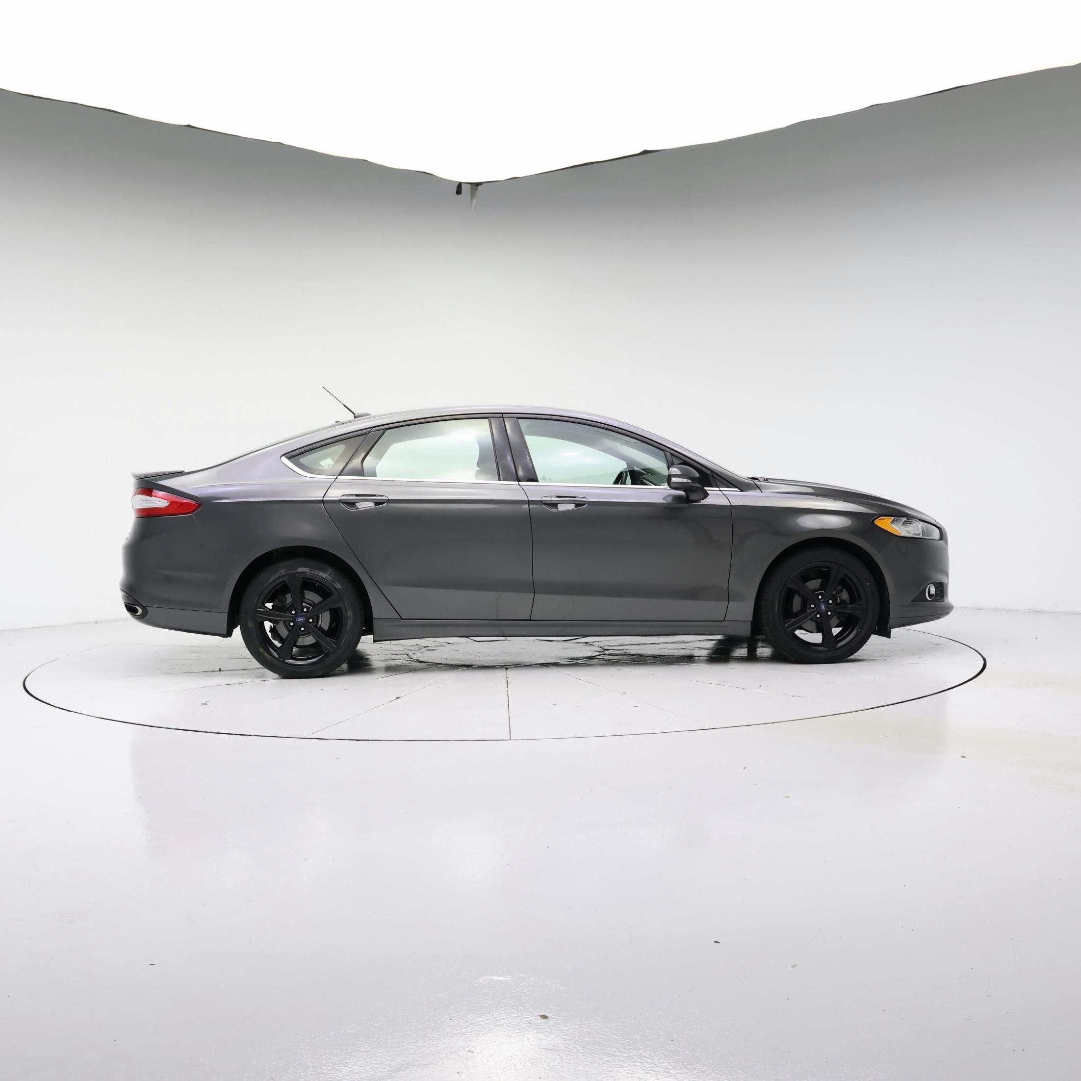 Thumbnail: 2016 Ford Fusion - 7