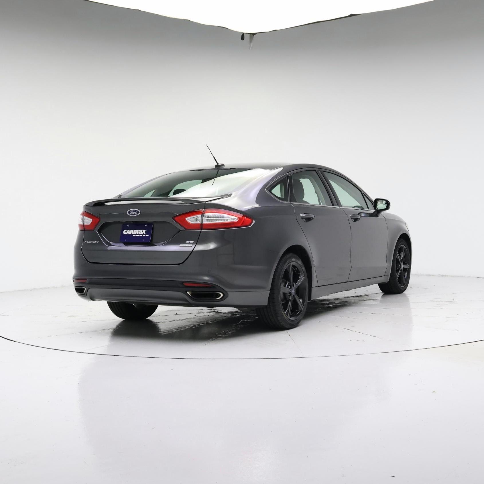 Thumbnail: 2016 Ford Fusion - 8