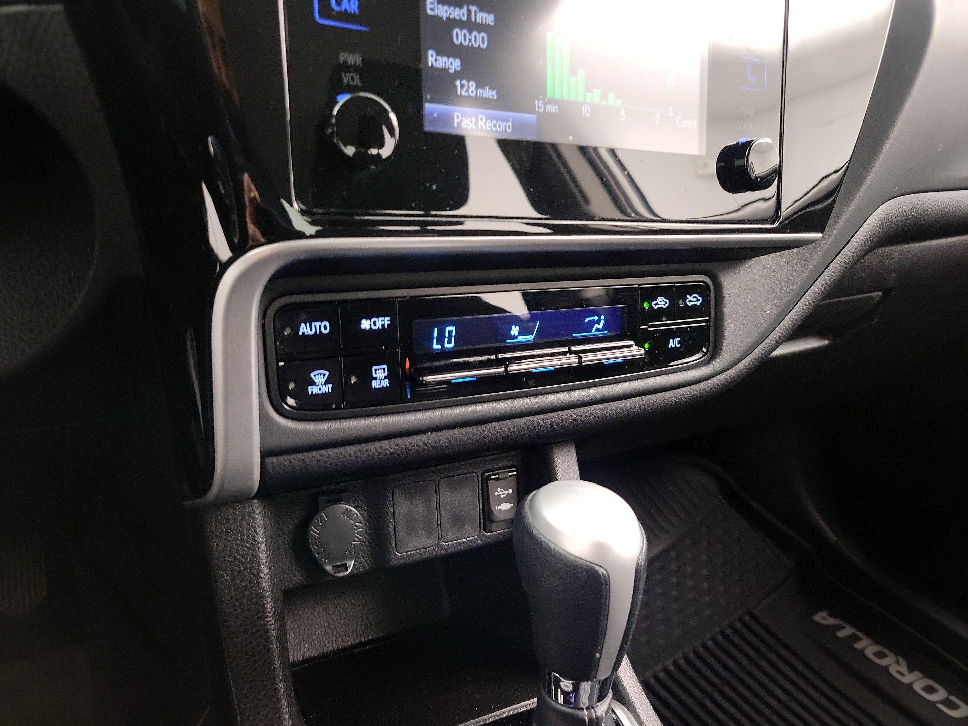Thumbnail: 2019 Toyota Corolla - 16