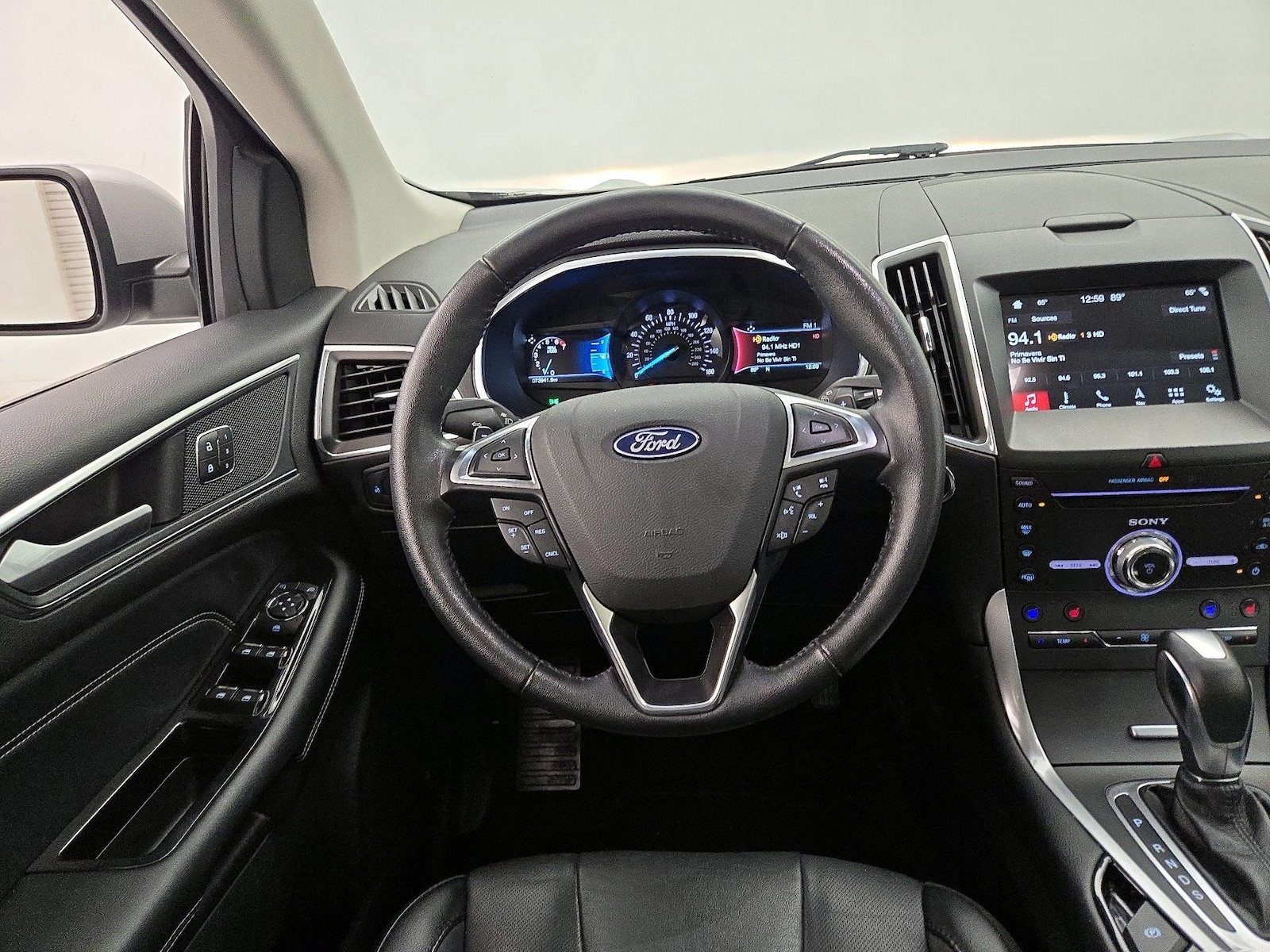 2018 Ford Edge Titanium - Photo 11