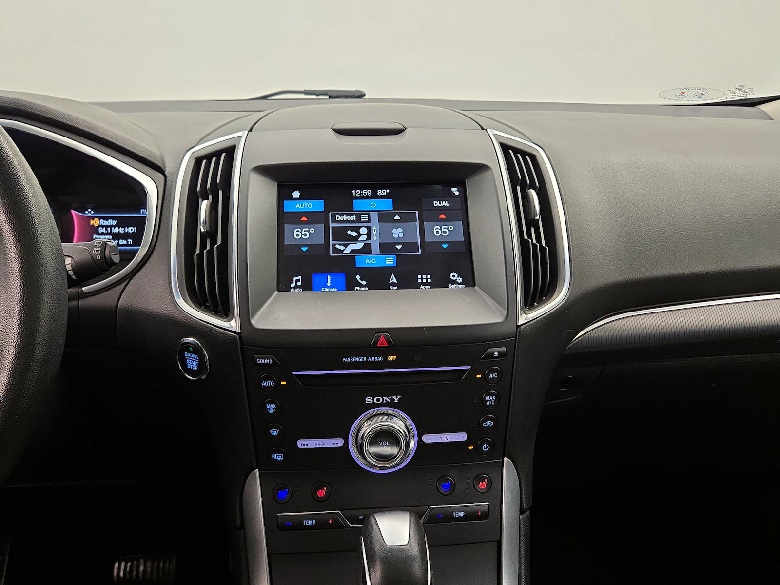 2018 Ford Edge Titanium - Photo 18