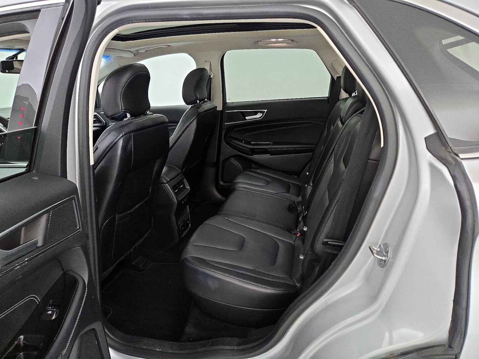 2018 Ford Edge Titanium - Photo 22