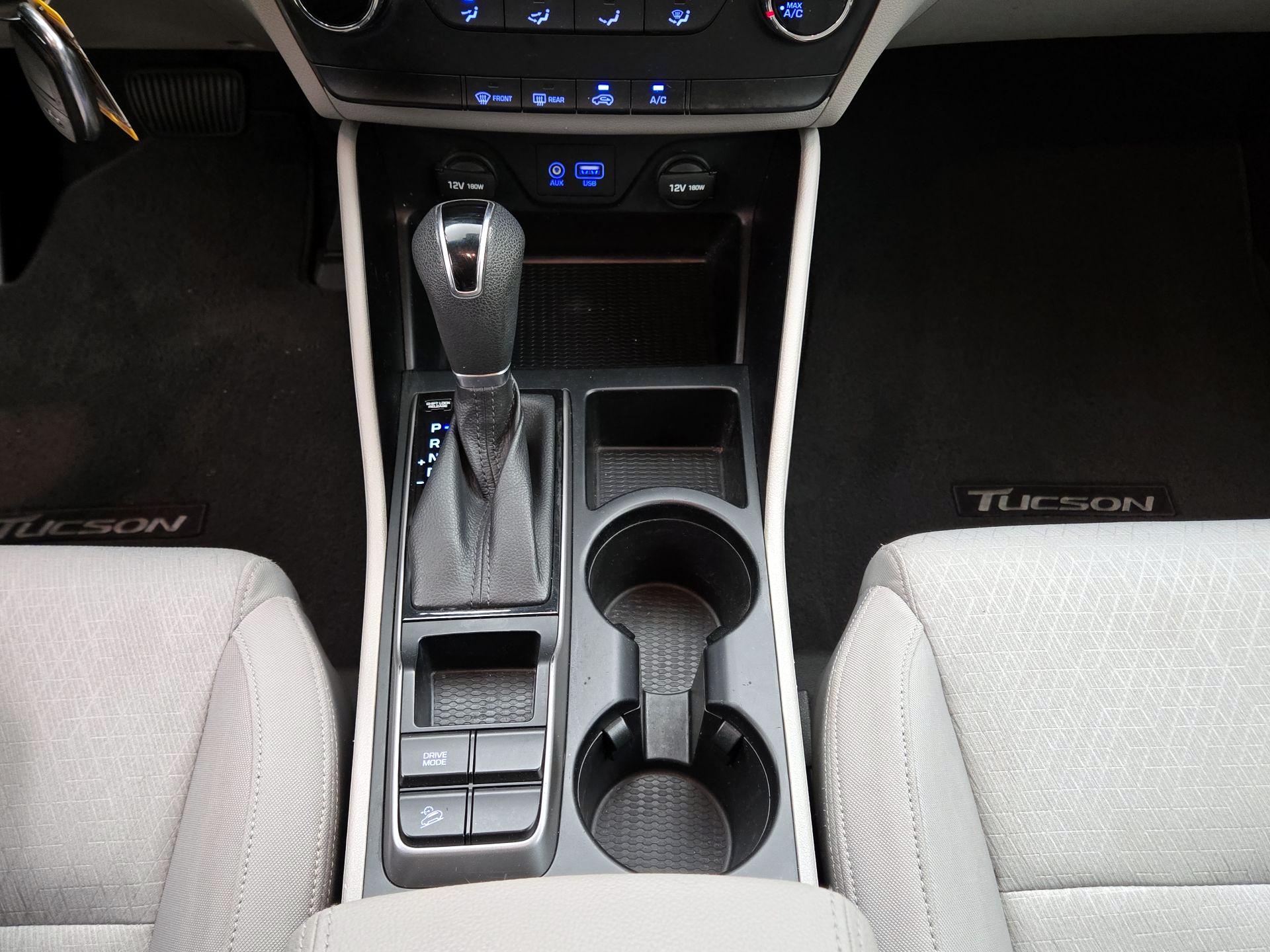 Thumbnail: 2016 Hyundai Tucson - 16
