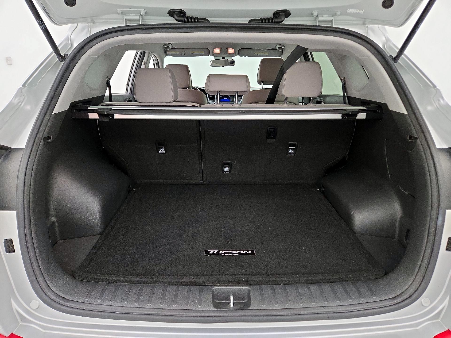 Thumbnail: 2016 Hyundai Tucson - 19