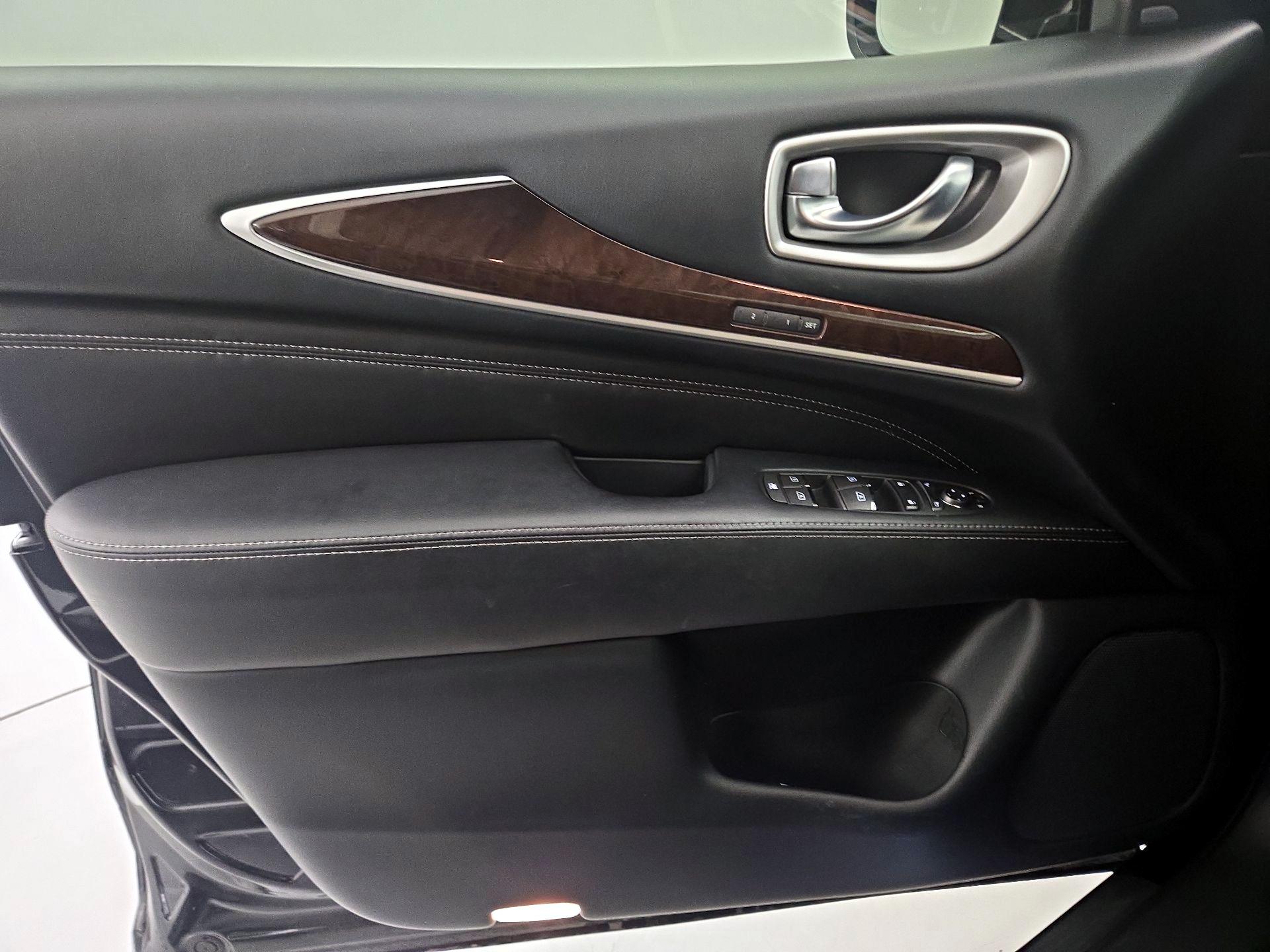 Thumbnail: 2020 INFINITI QX60 - 12