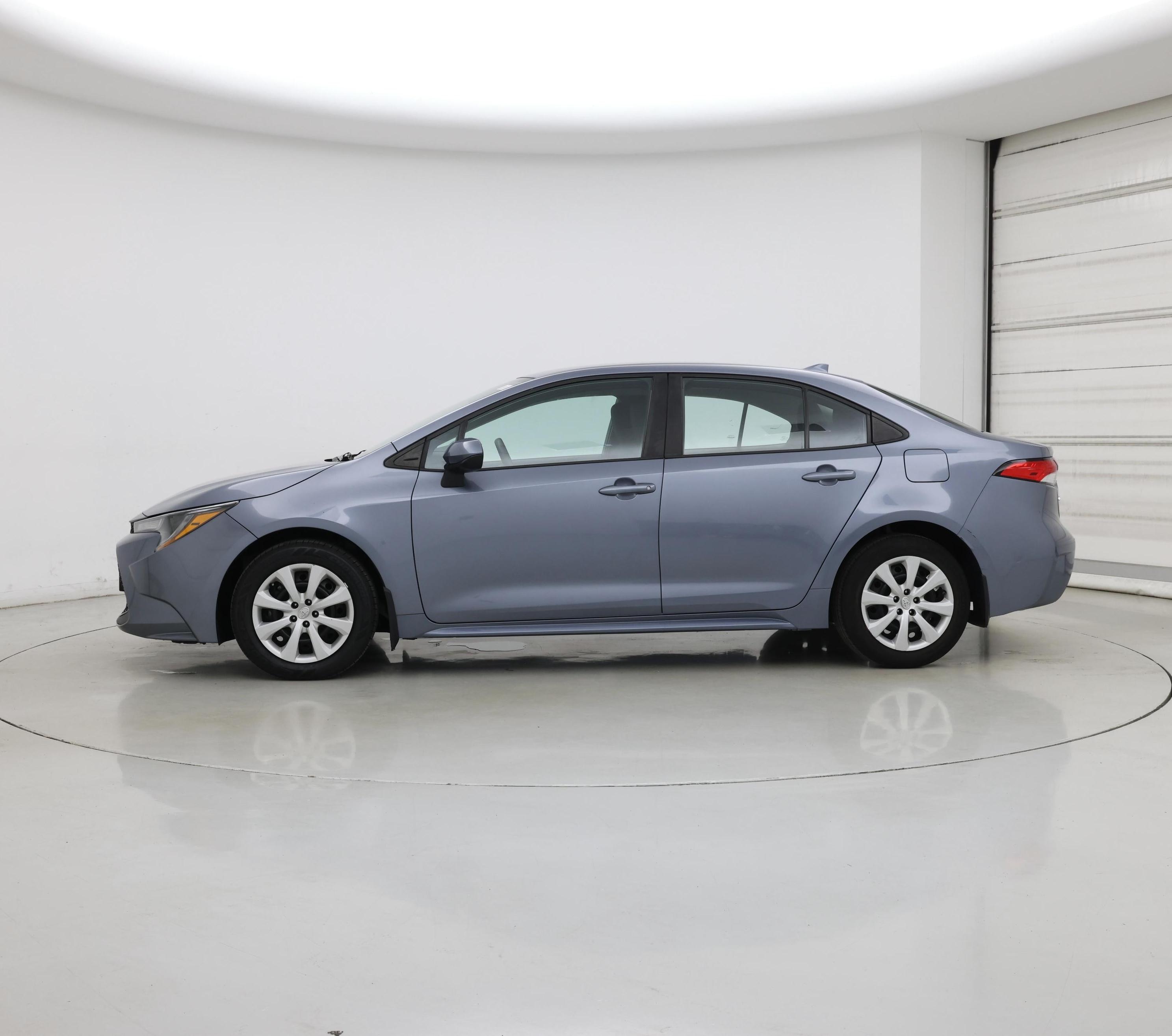 Thumbnail: 2022 Toyota Corolla - 3