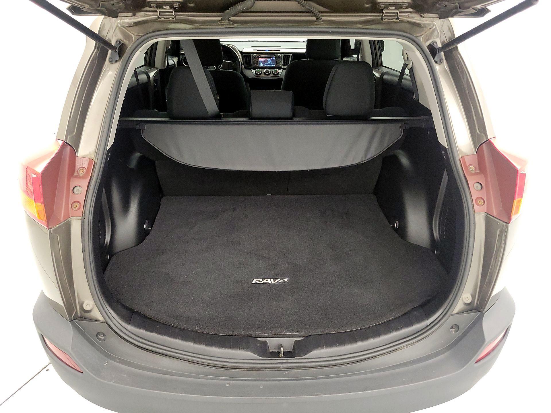 Thumbnail: 2014 Toyota RAV4 - 20
