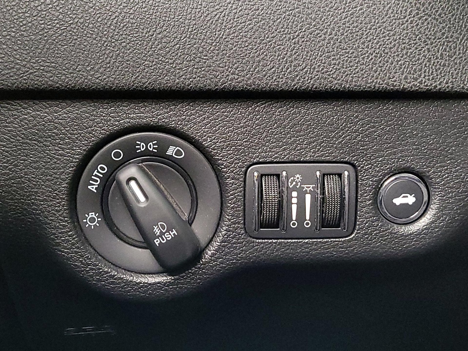 2021 Dodge Charger GT - Photo 14