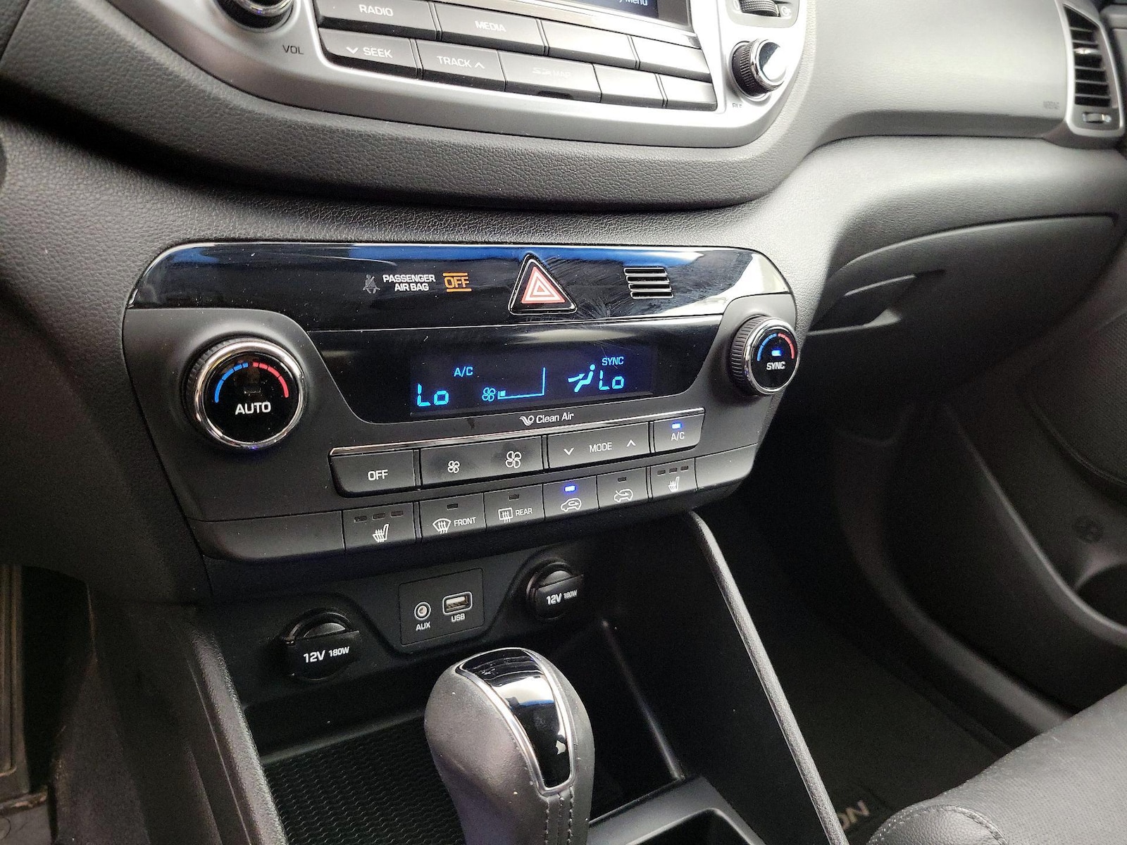 2018 Hyundai Tucson SE Plus - Photo 17