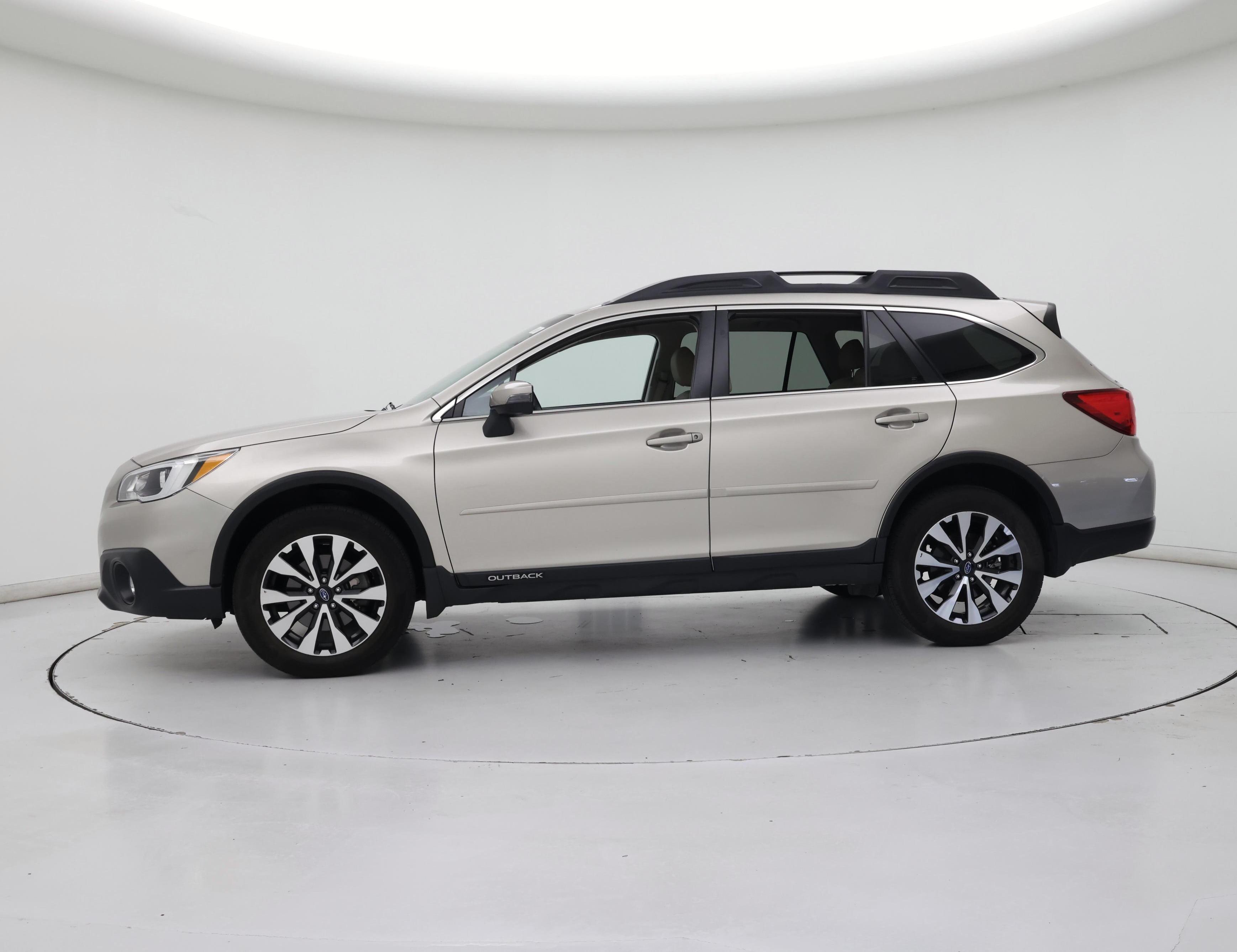 Thumbnail: 2016 Subaru Outback - 3