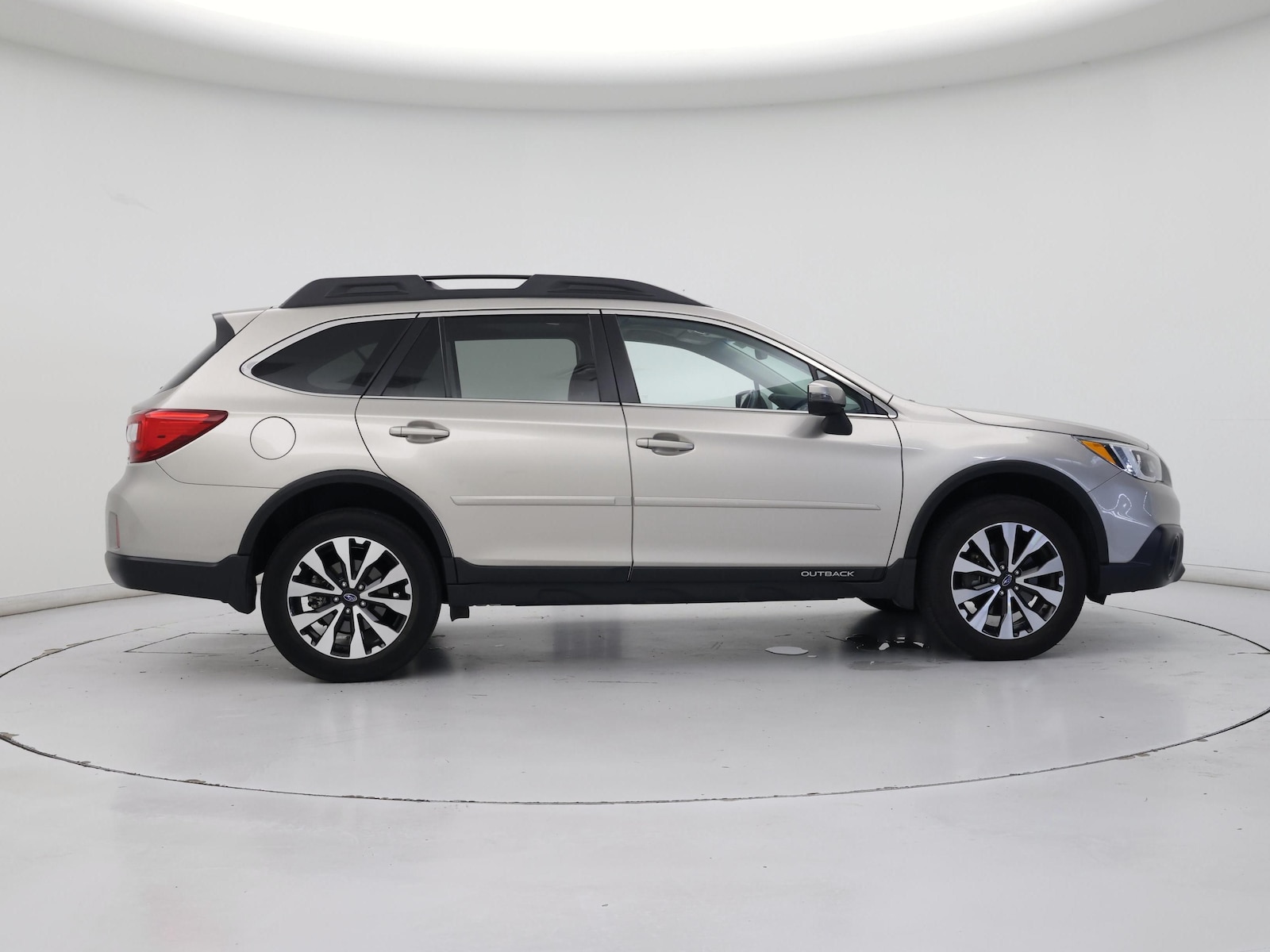 2016 Subaru Outback Limited - Photo 8