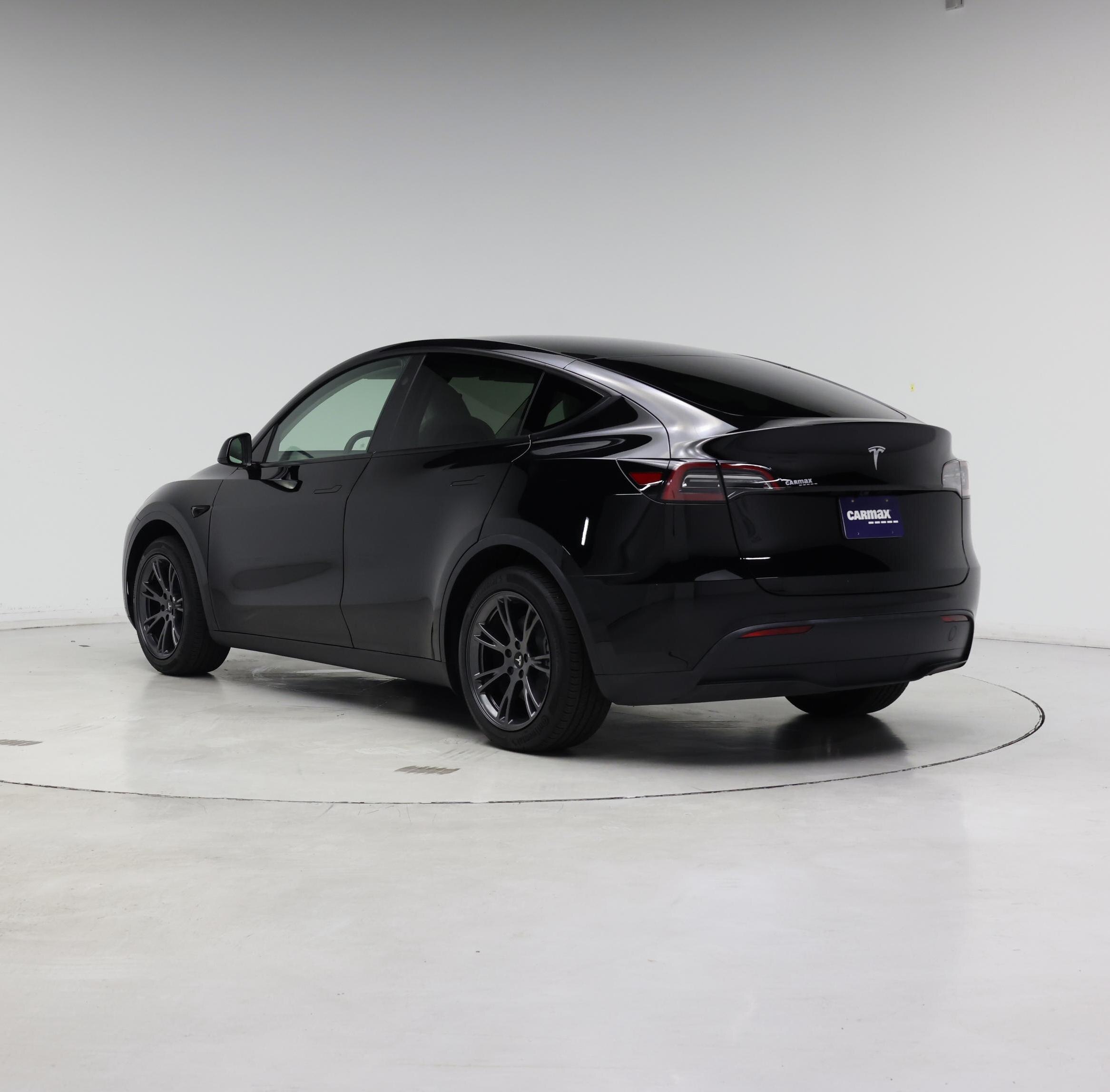 Thumbnail: 2025 Tesla Model Y - 2