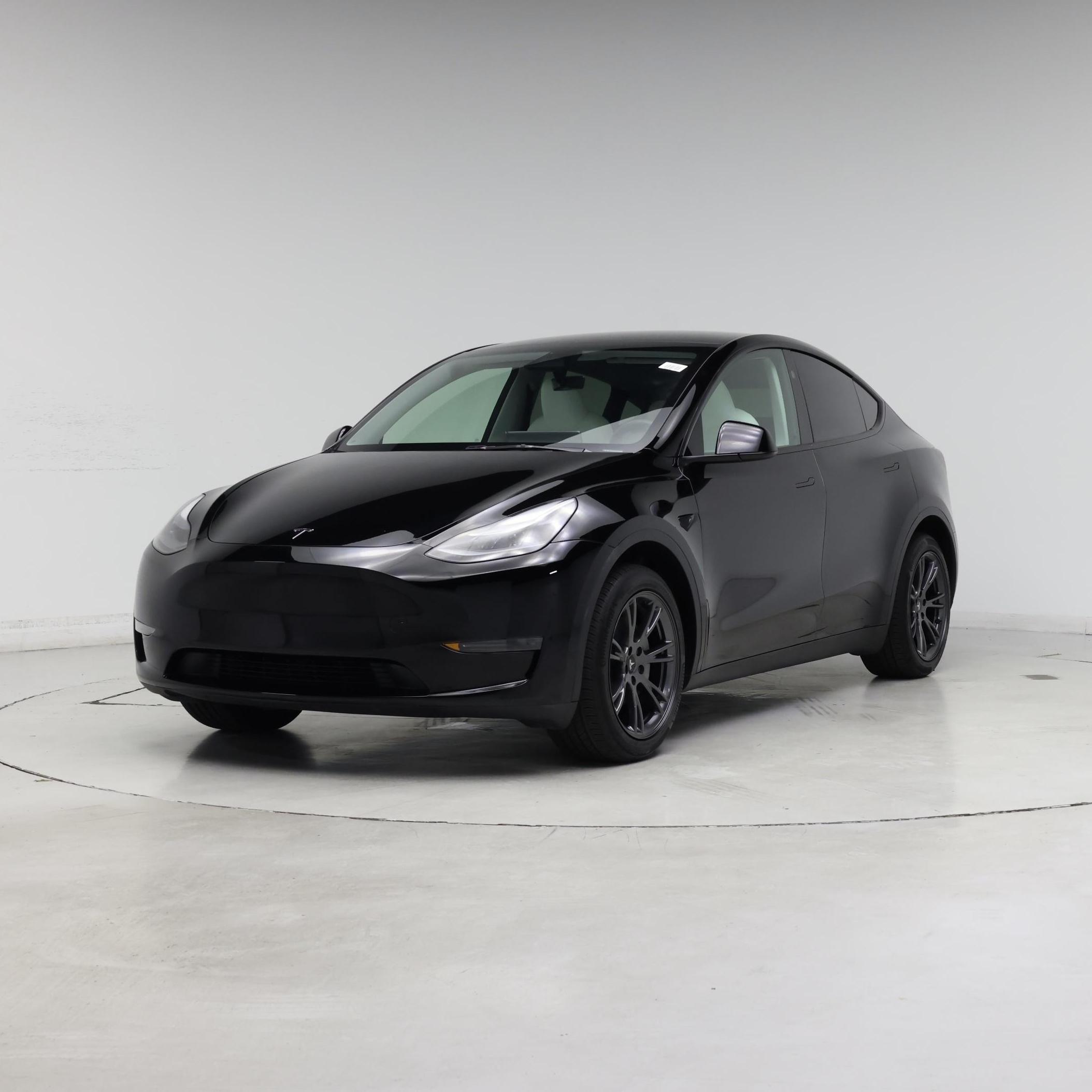 Thumbnail: 2025 Tesla Model Y - 4