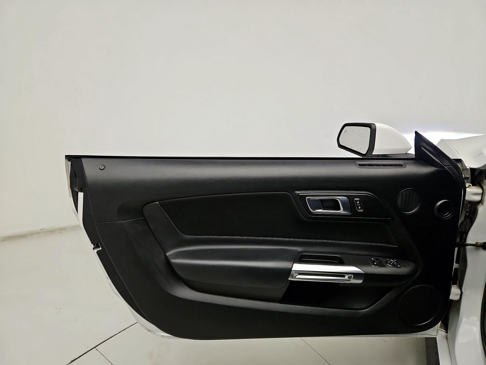 Thumbnail: 2021 Ford Mustang - 12