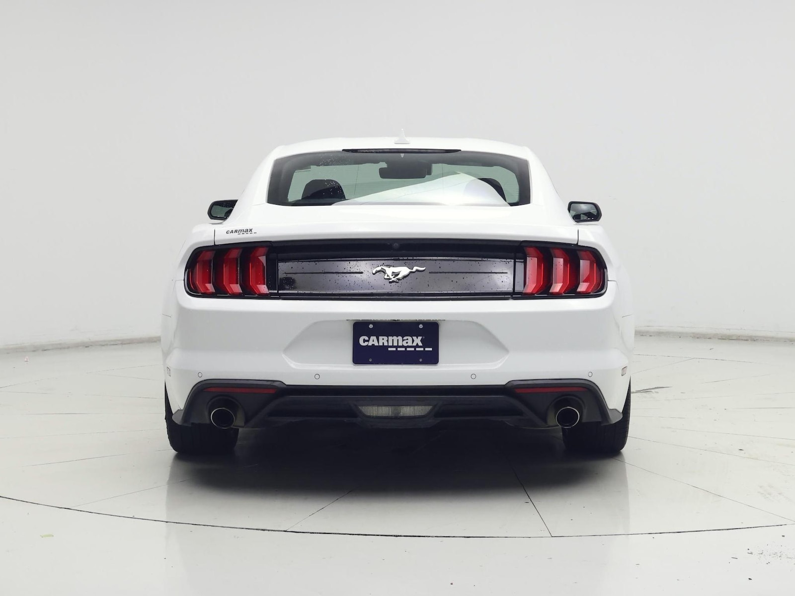 2021 Ford Mustang EcoBoost - Photo 7