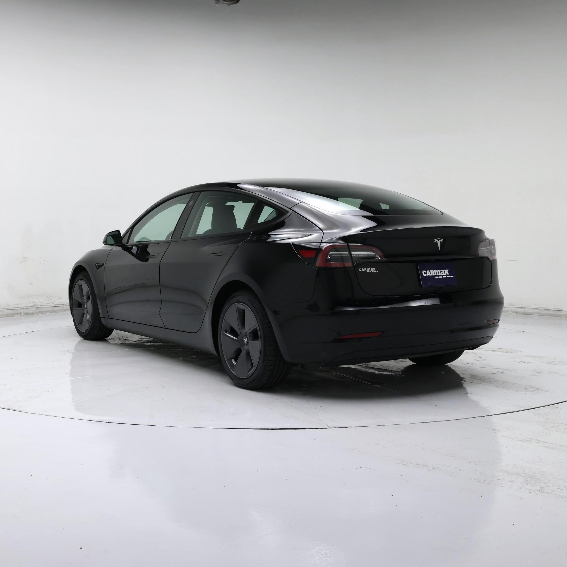 Thumbnail: 2023 Tesla Model 3 - 2