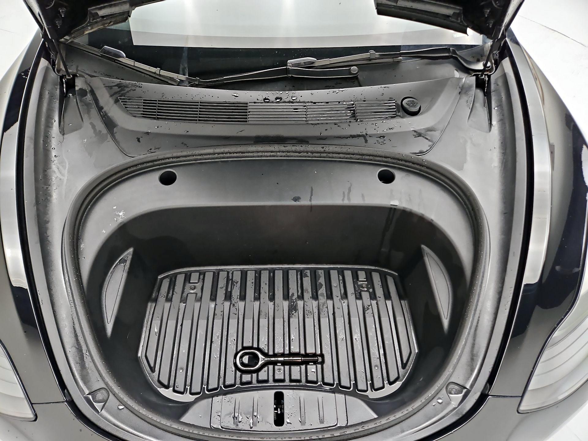 Thumbnail: 2023 Tesla Model 3 - 20