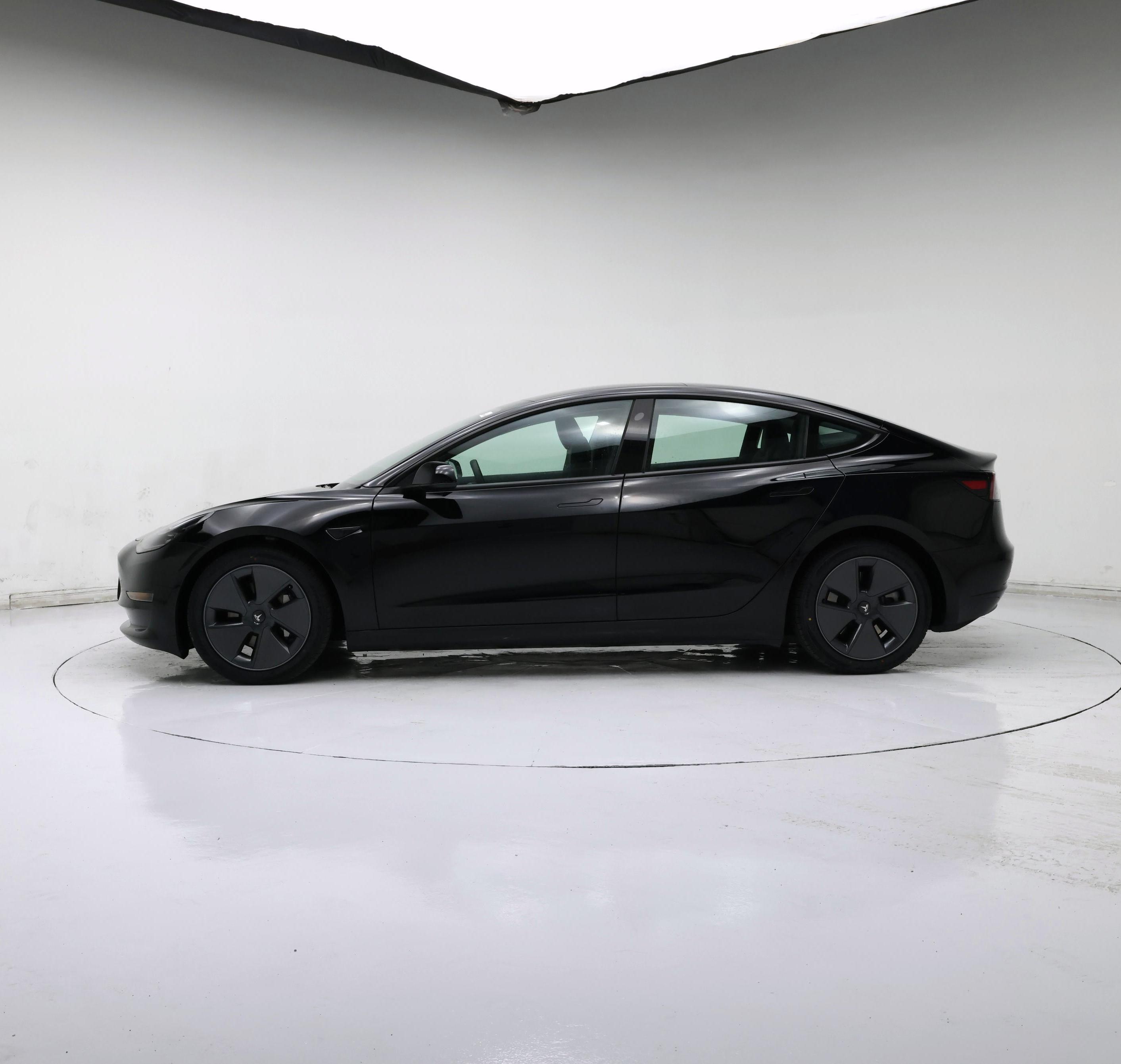 Thumbnail: 2023 Tesla Model 3 - 3