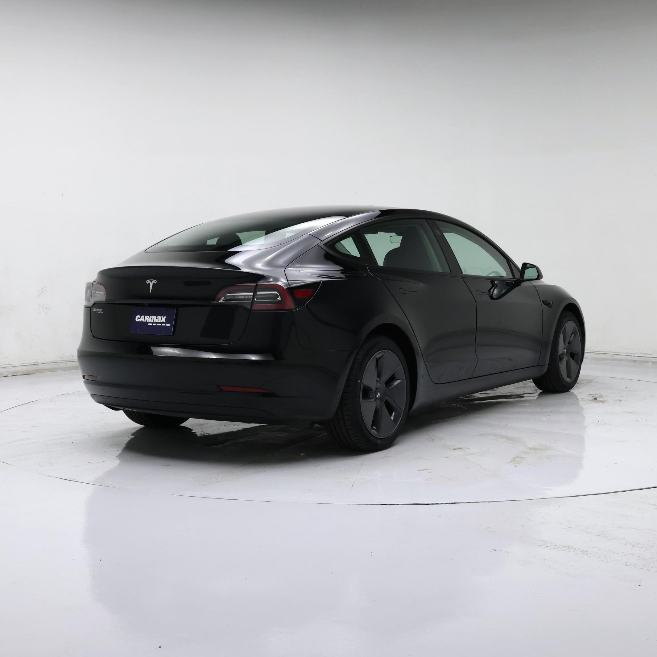 Thumbnail: 2023 Tesla Model 3 - 8
