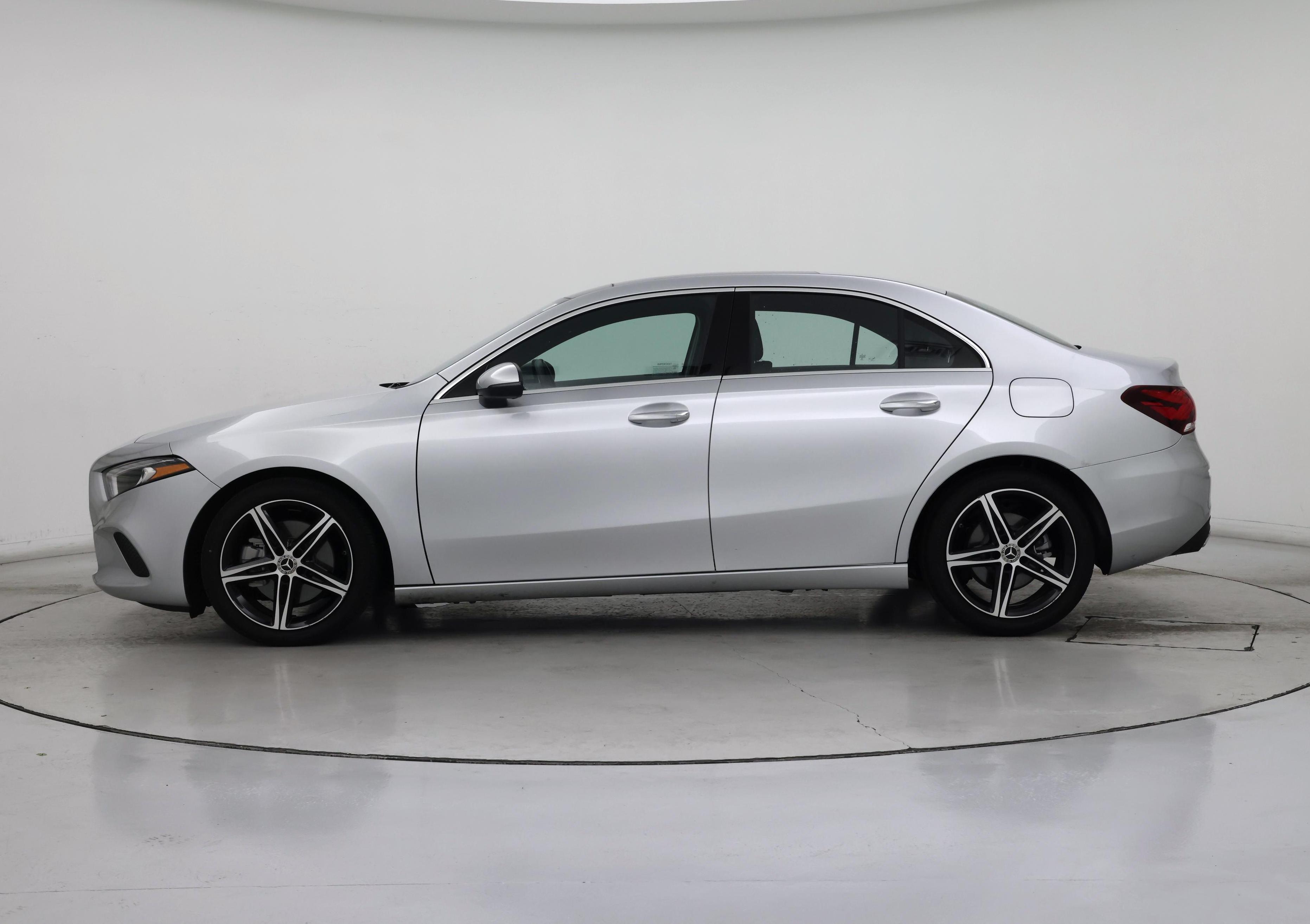 Thumbnail: 2021 Mercedes-Benz A-Class - 3