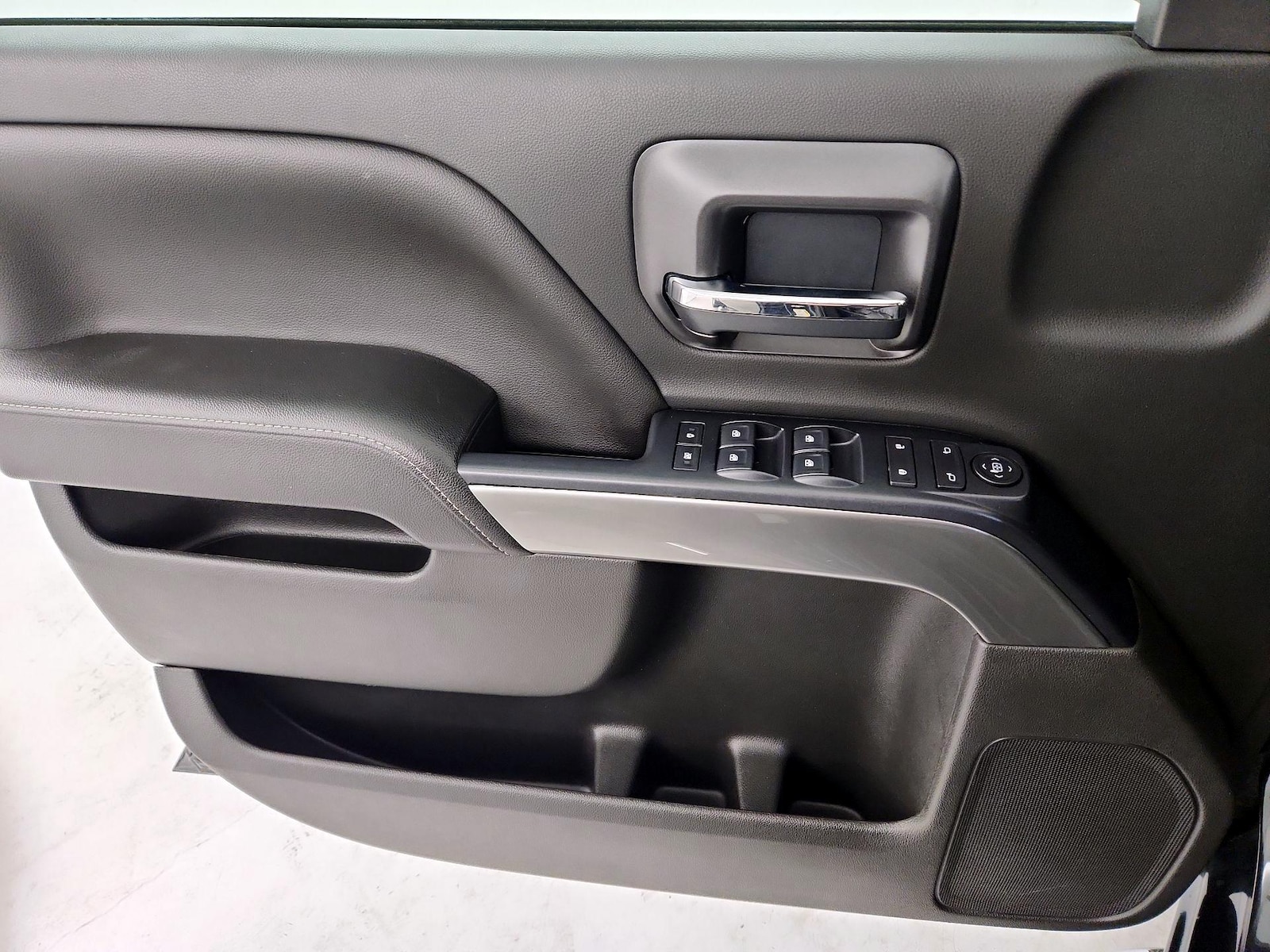 2018 Chevrolet Silverado 1500 LT - Photo 11