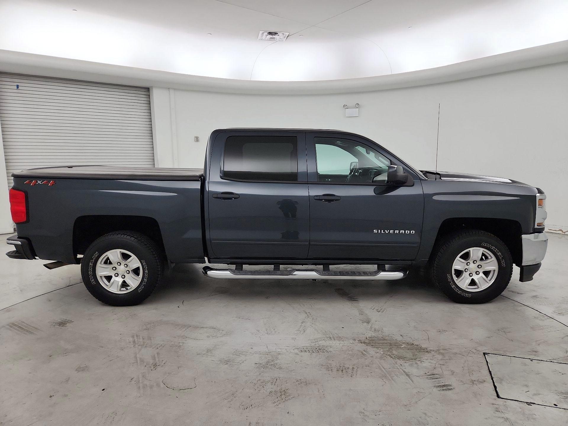 Thumbnail: 2018 Chevrolet Silverado 1500 - 4