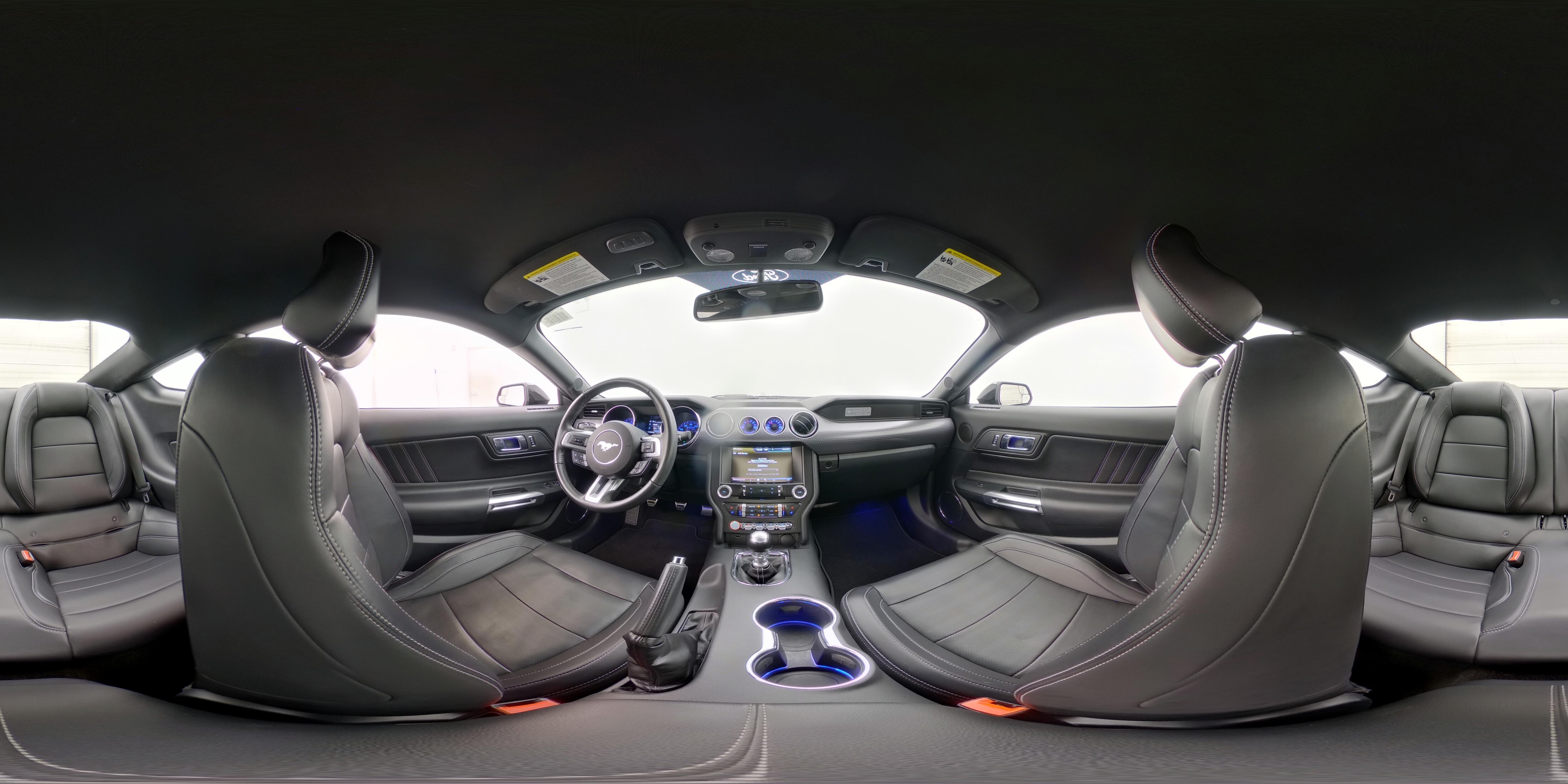 2015 Ford Mustang EcoBoost - Photo 24