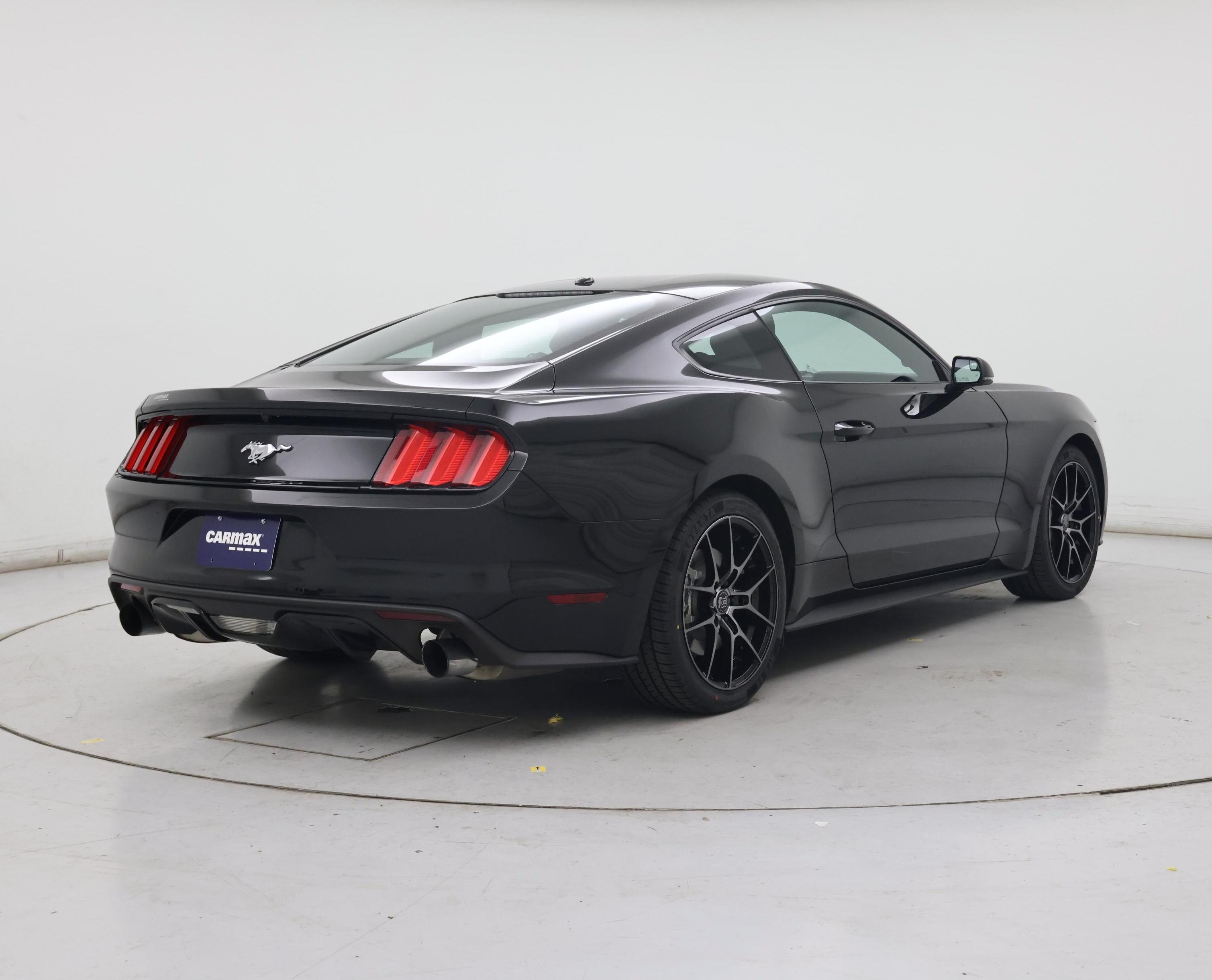 Thumbnail: 2015 Ford Mustang - 8