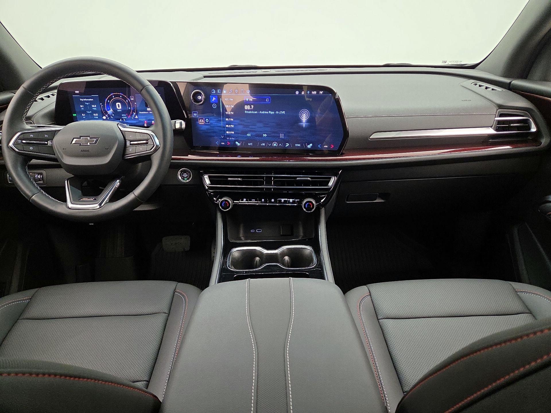 Thumbnail: 2025 Chevrolet Traverse - 9