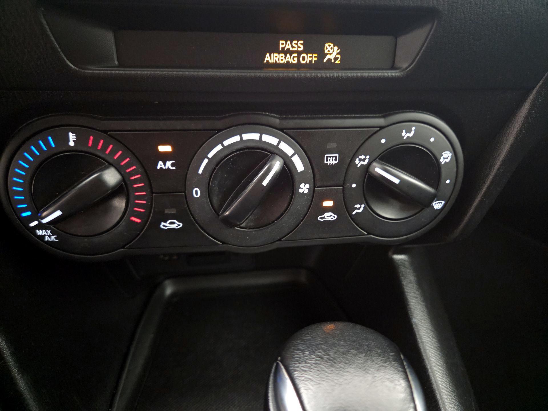 Thumbnail: 2015 Mazda Mazda3 - 16