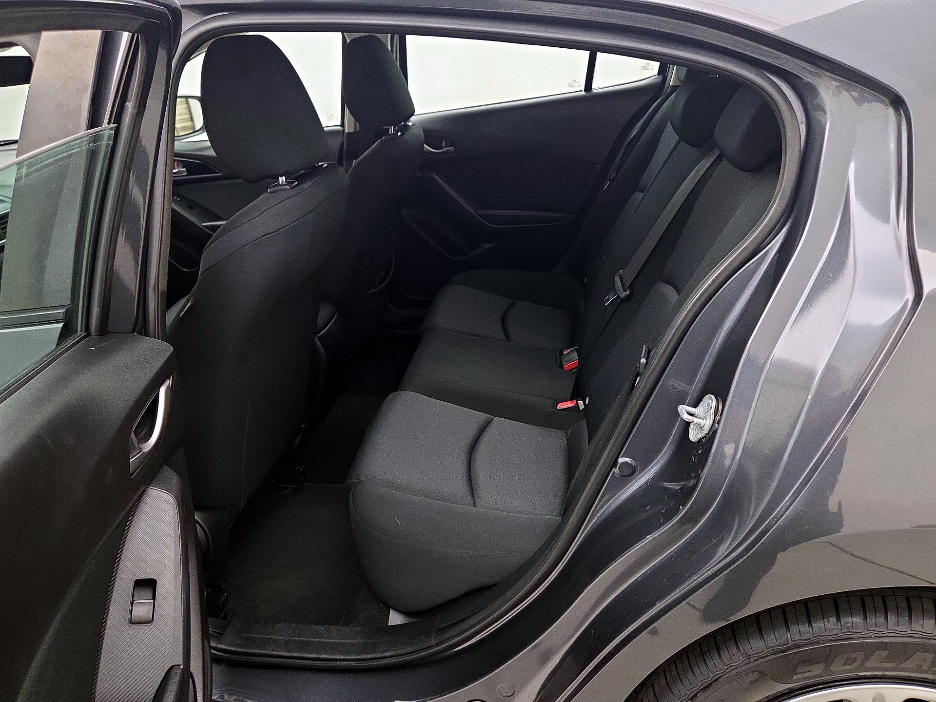 Thumbnail: 2015 Mazda Mazda3 - 19