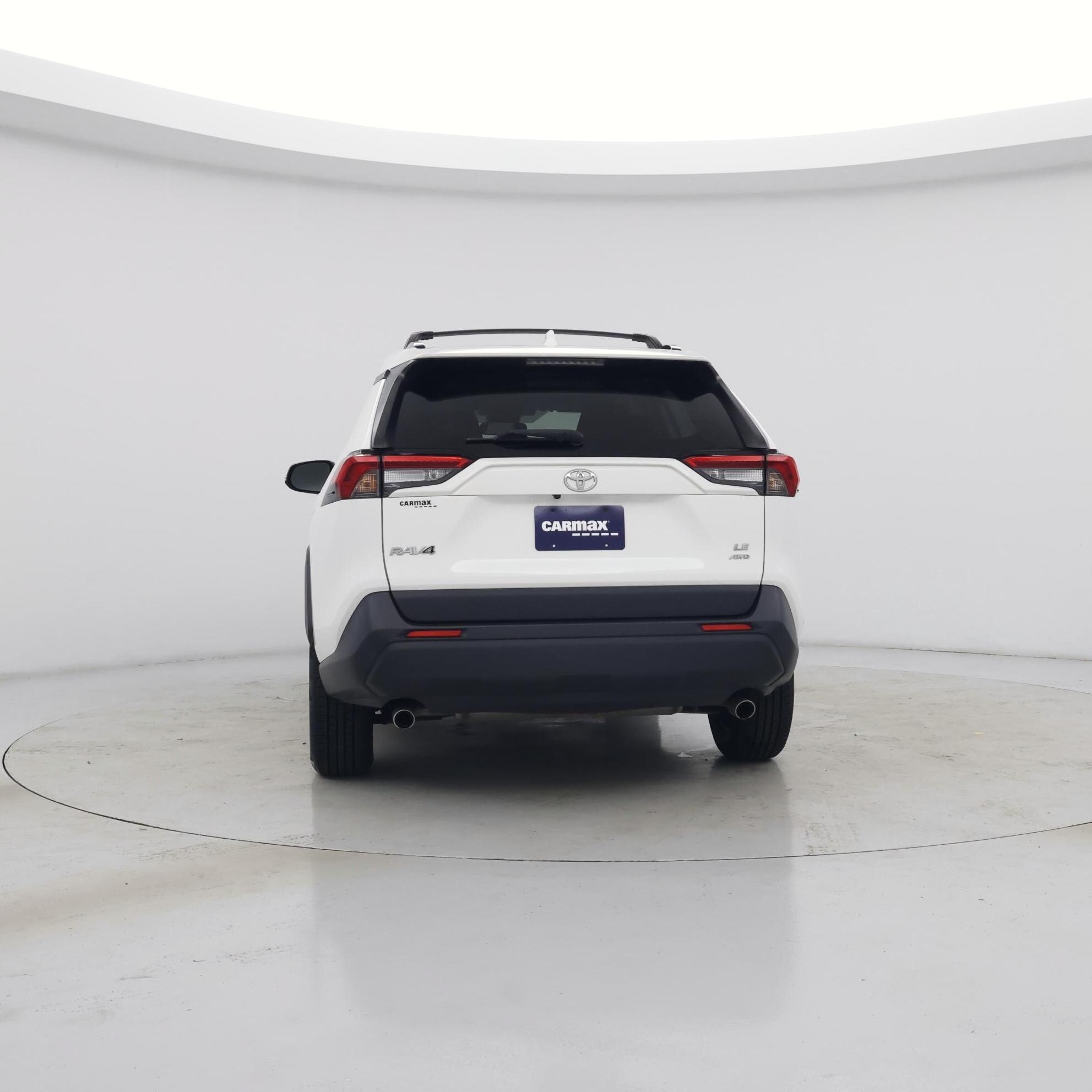 Thumbnail: 2019 Toyota RAV4 - 6