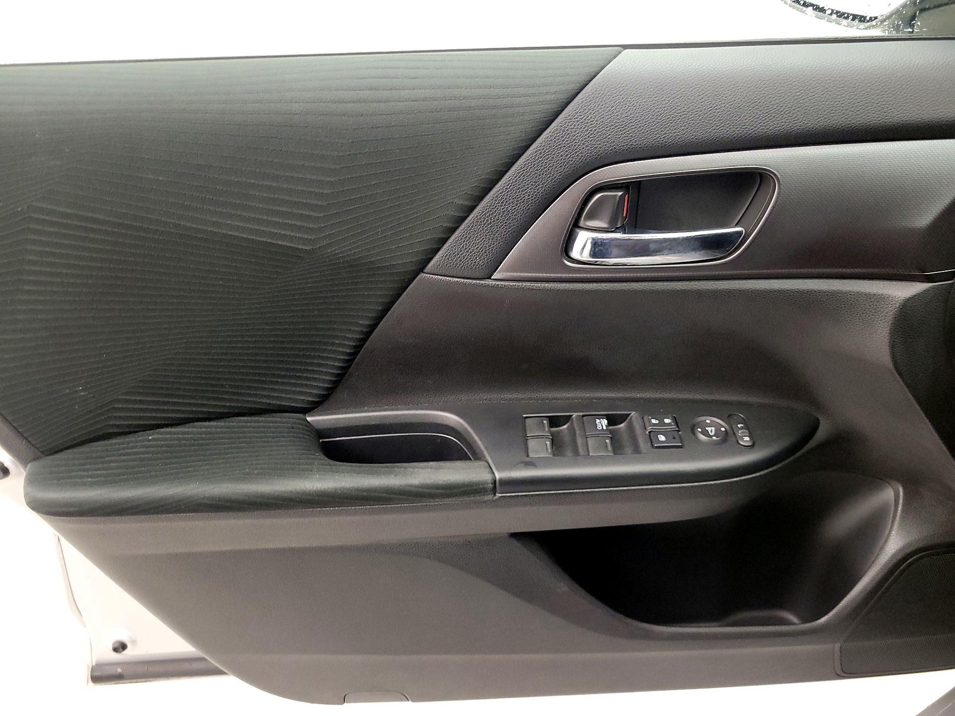 Thumbnail: 2014 Honda Accord - 12