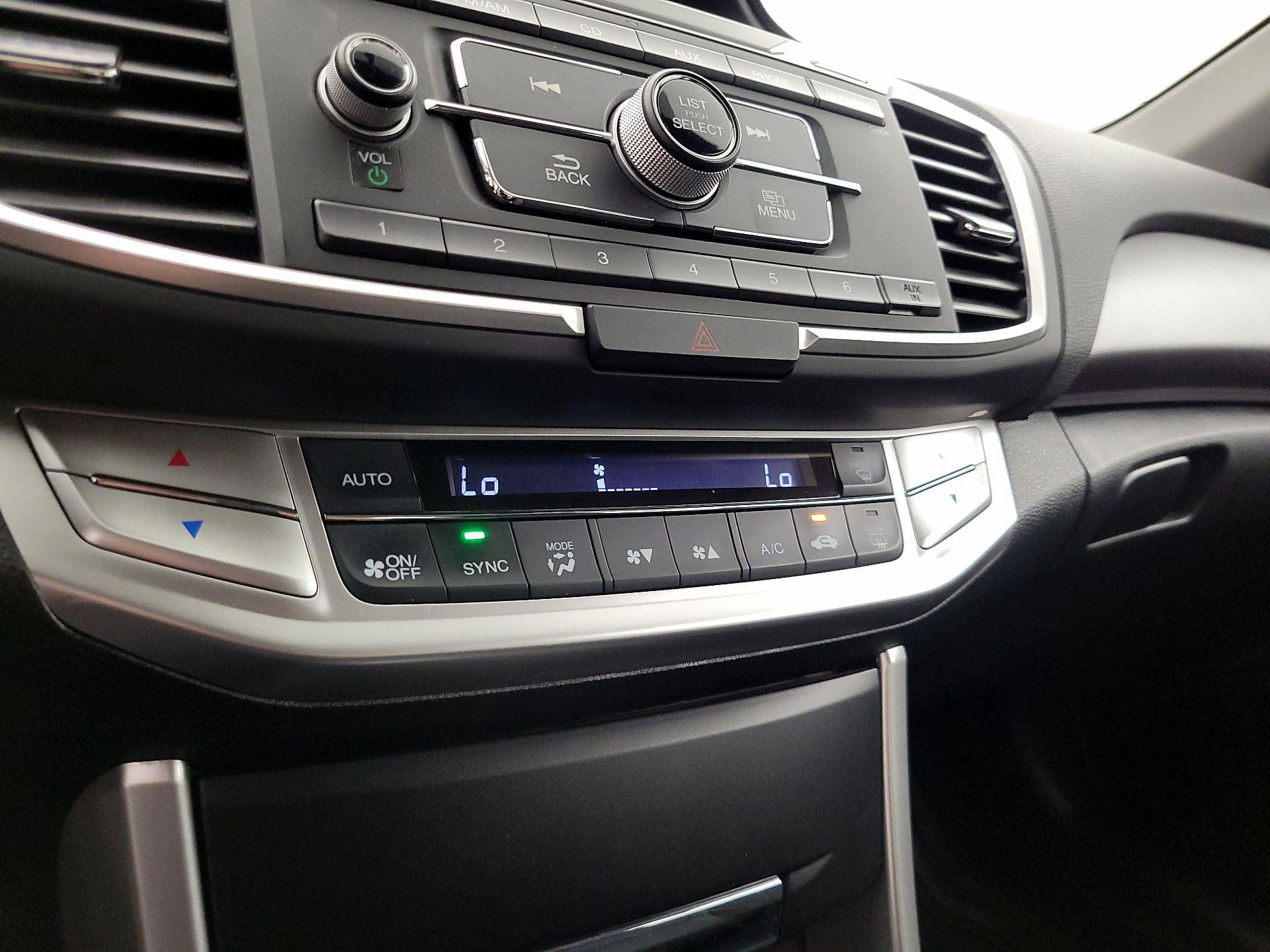 Thumbnail: 2014 Honda Accord - 16