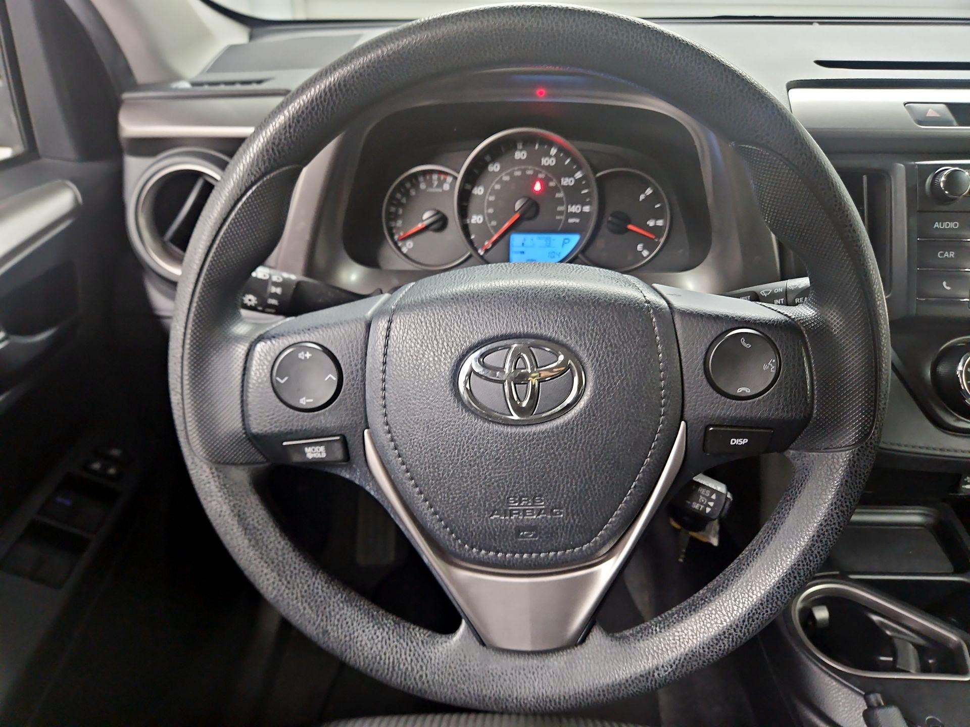 Thumbnail: 2016 Toyota RAV4 - 10