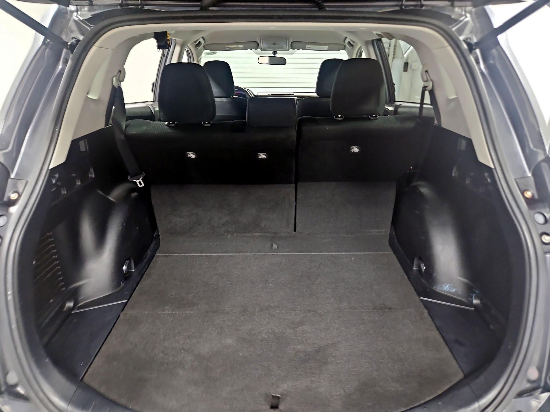 Thumbnail: 2016 Toyota RAV4 - 20