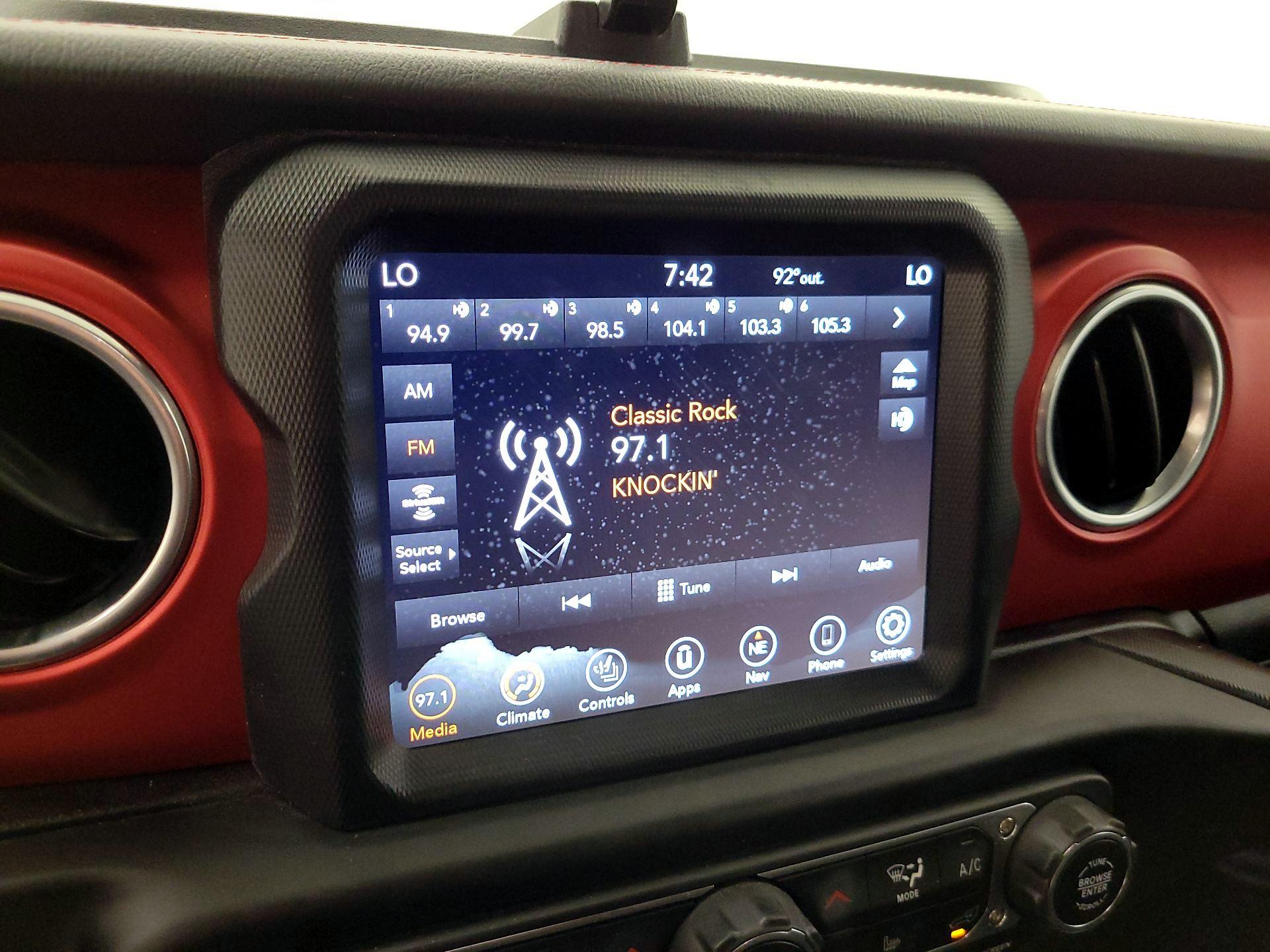Thumbnail: 2020 Jeep Wrangler - 16