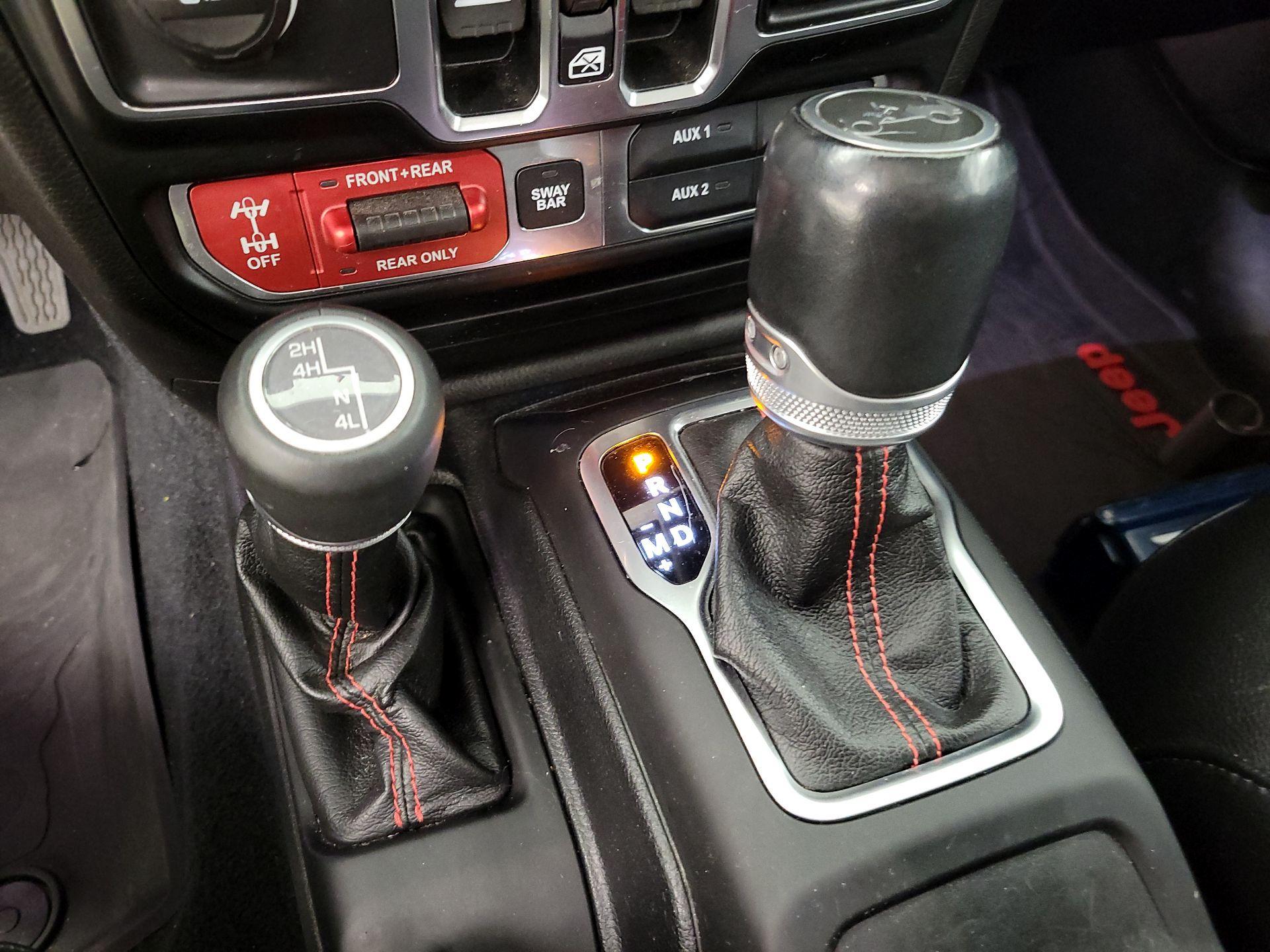 Thumbnail: 2020 Jeep Wrangler - 18