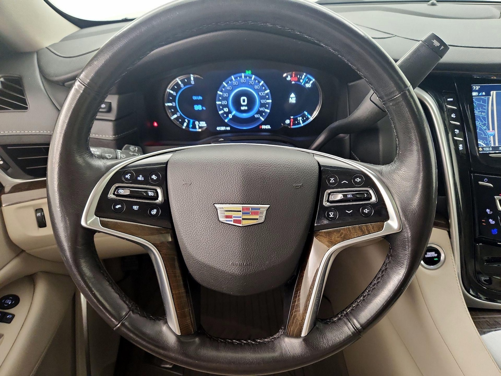 2020 Cadillac Escalade Luxury - Photo 11