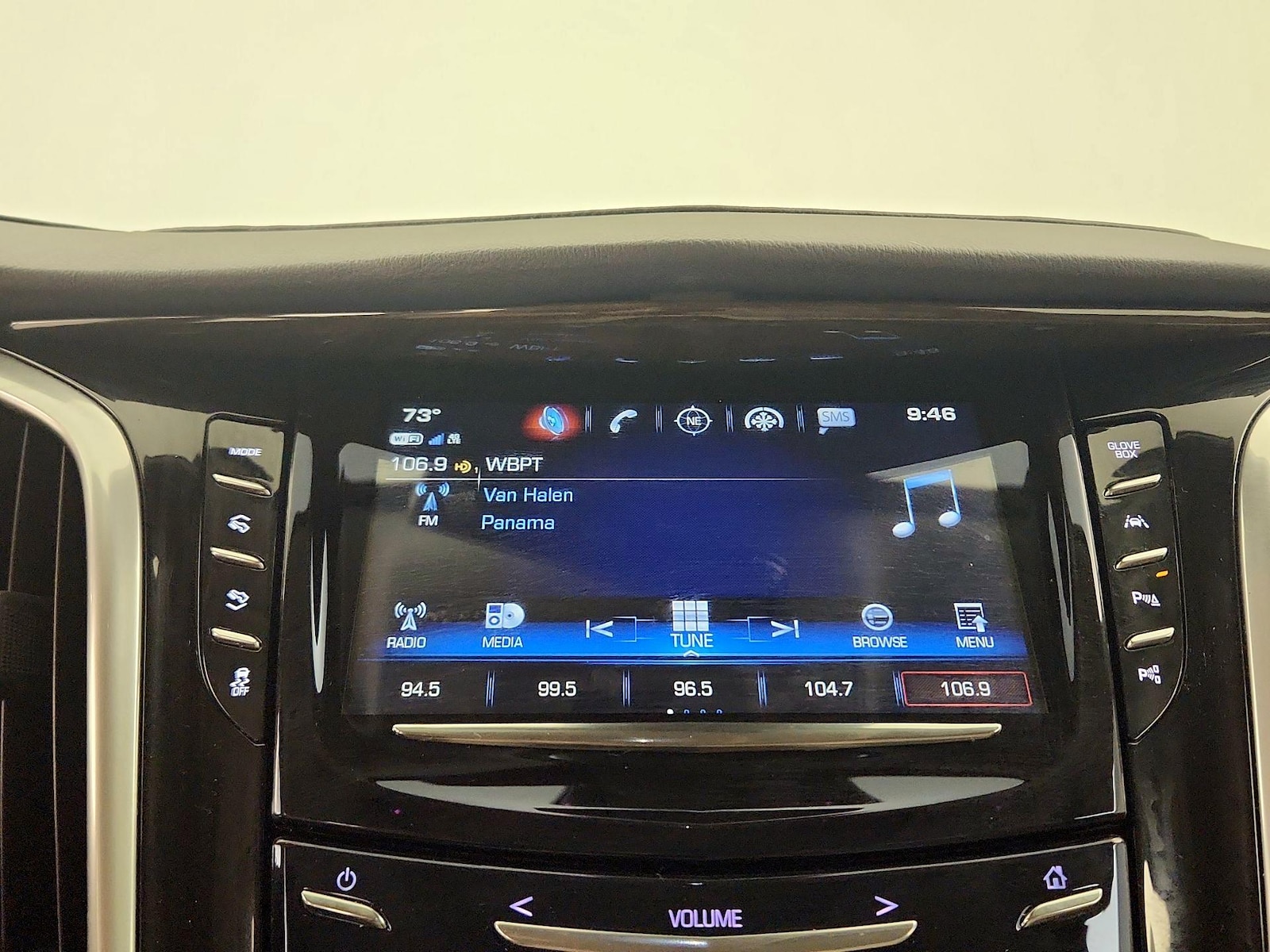 2020 Cadillac Escalade Luxury - Photo 17