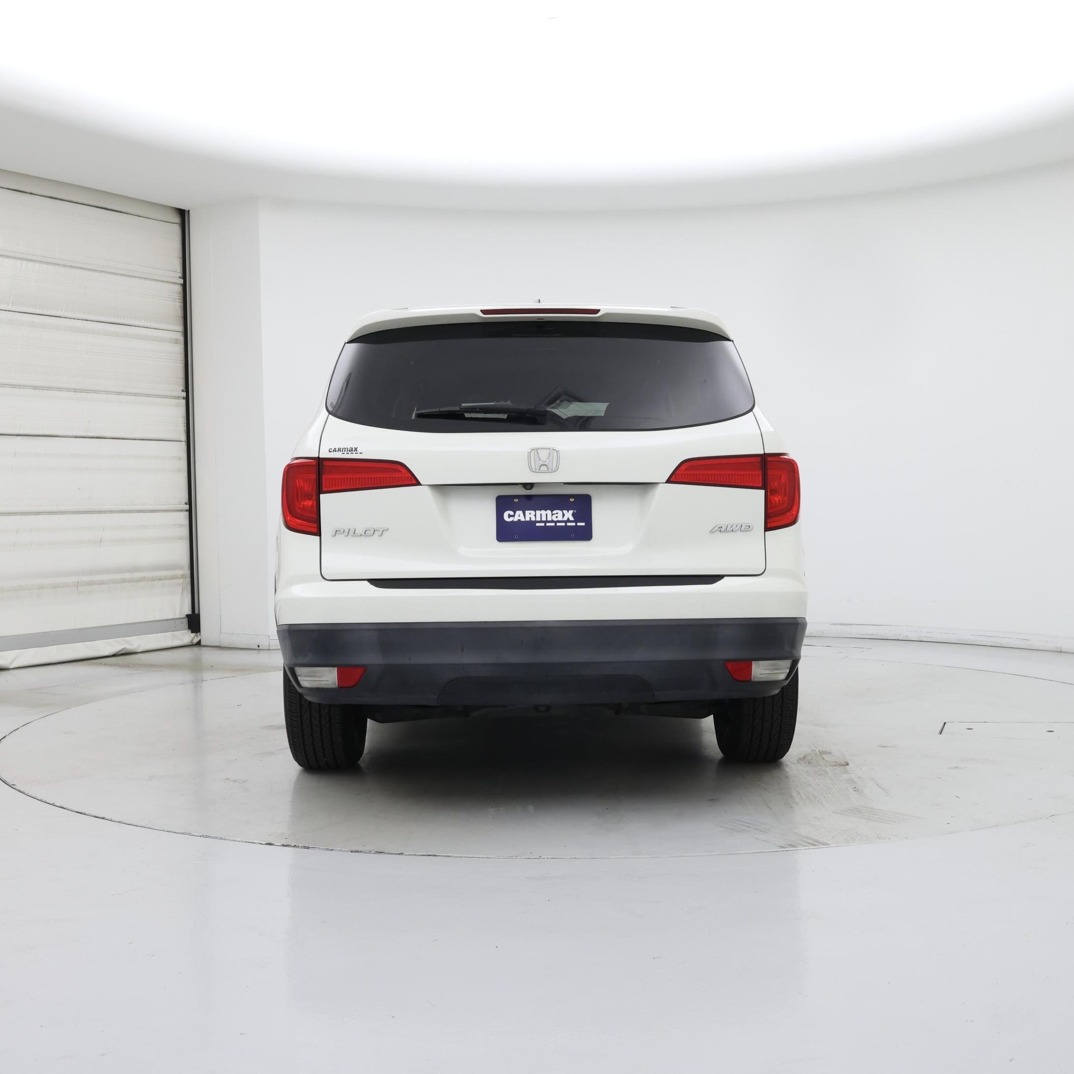 Thumbnail: 2018 Honda Pilot - 6