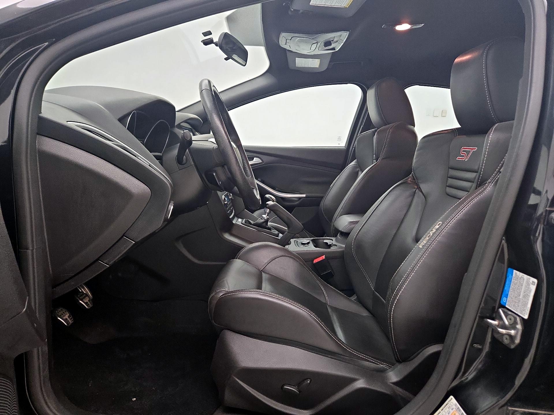 Thumbnail: 2014 Ford Focus - 11