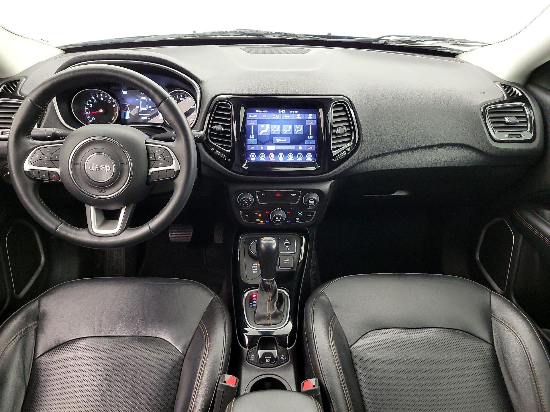 Thumbnail: 2019 Jeep Compass - 9