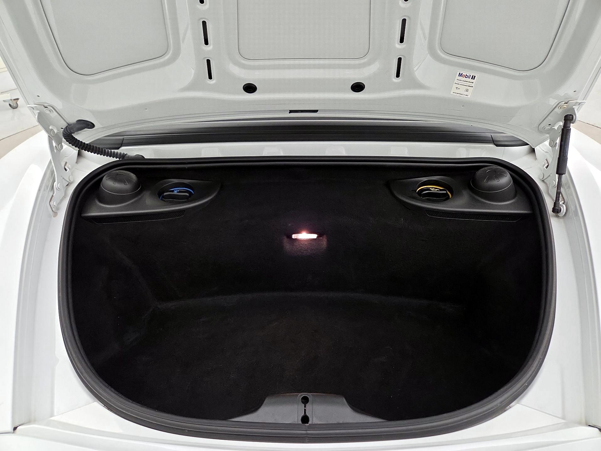 Thumbnail: 2015 Porsche Boxster - 16