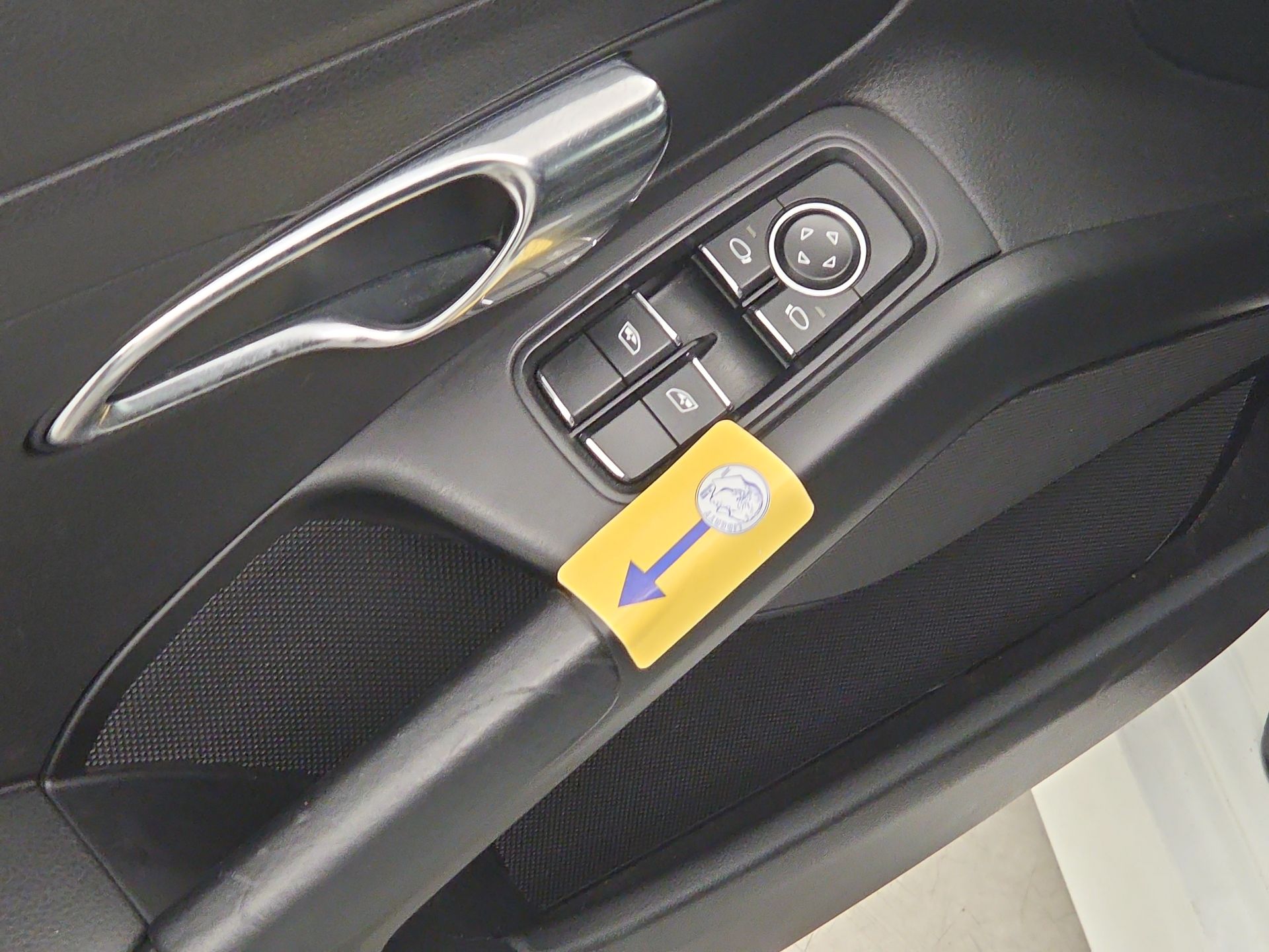 Thumbnail: 2015 Porsche Boxster - 20