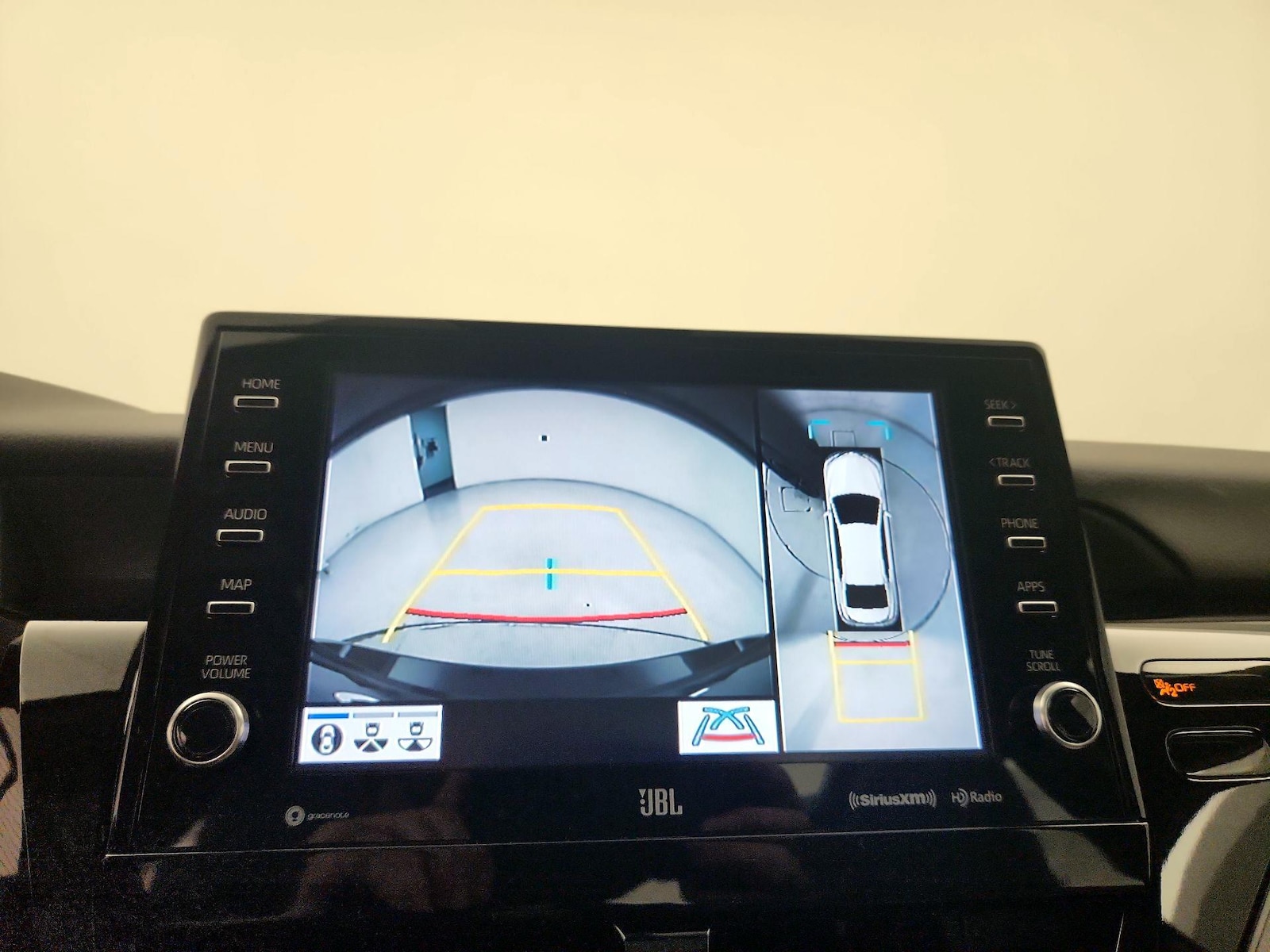 2023 Toyota Camry XSE - Photo 16