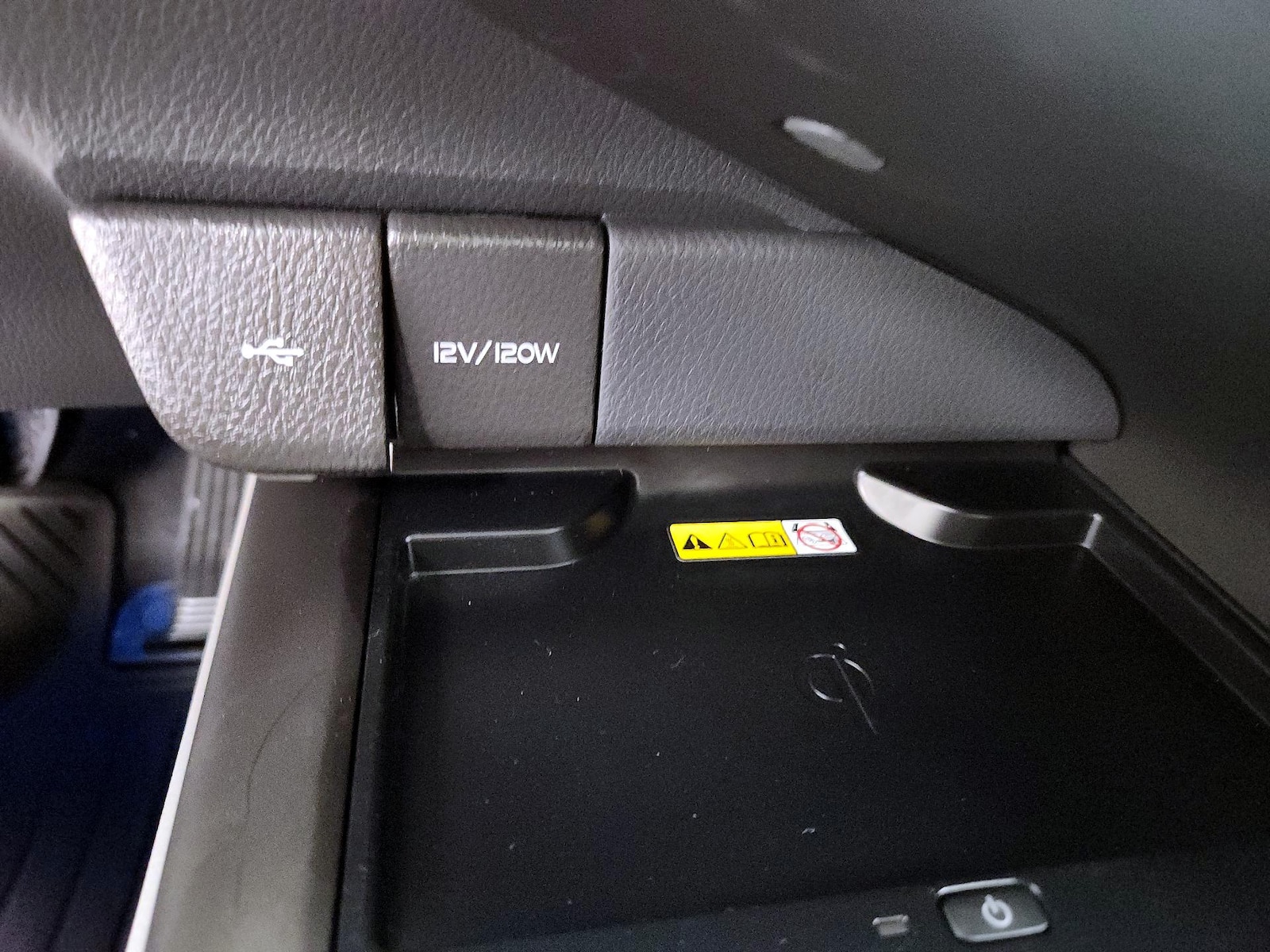 2023 Toyota Camry XSE - Photo 20