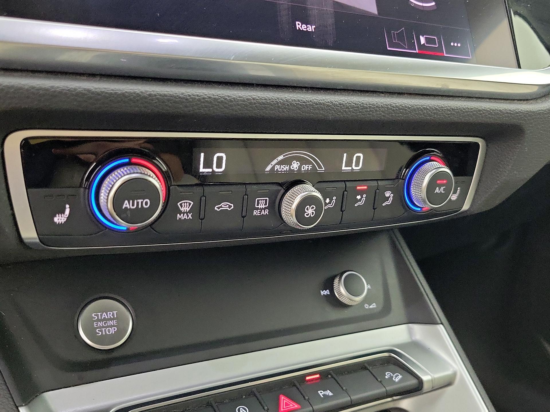 Thumbnail: 2020 Audi Q3 - 16